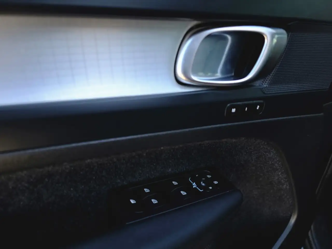 Volvo XC40 снимка Volvo XC40