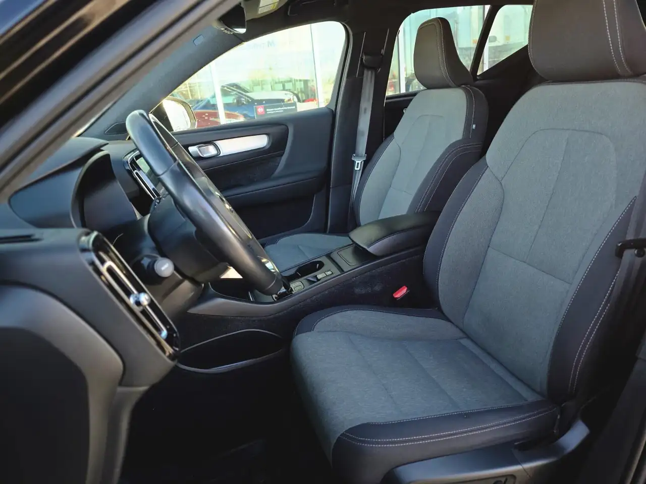 Volvo XC40 снимка Volvo XC40