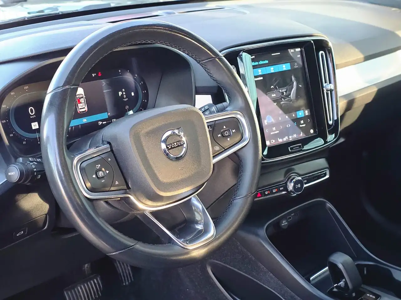 Volvo XC40 снимка Volvo XC40