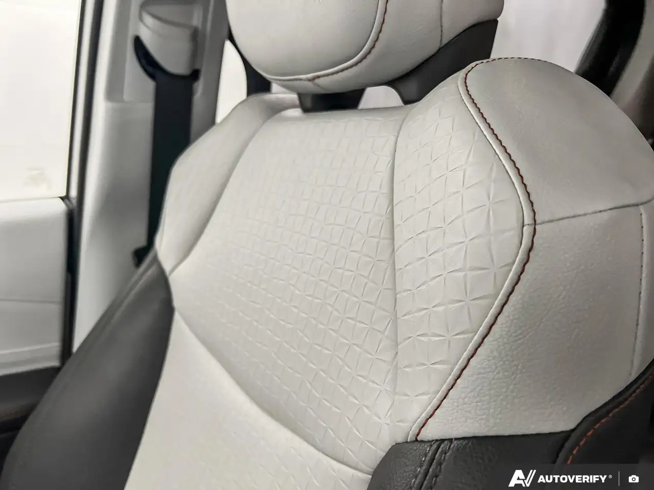 Toyota Sienna снимка Toyota Sienna