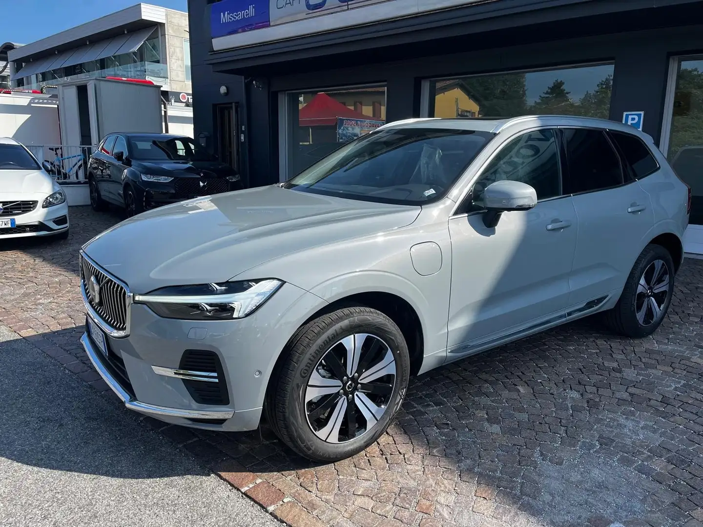 Volvo XC60 XC60 2.0 t6 phev Plus Bright awd auto Grau - 1