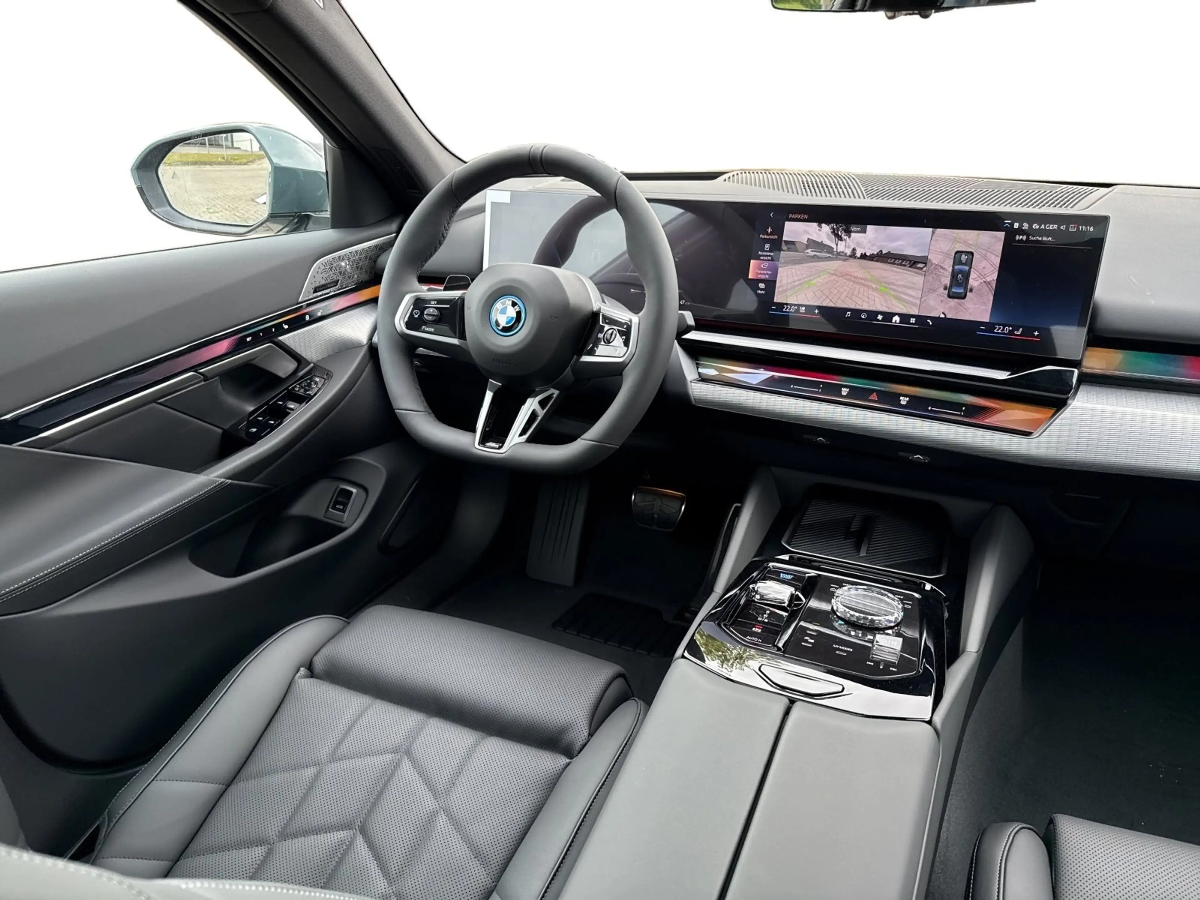 BMW i5 eDrive40 AHK 360° STANDHZ HEAD-UP SITZBELÜFT — photo 11