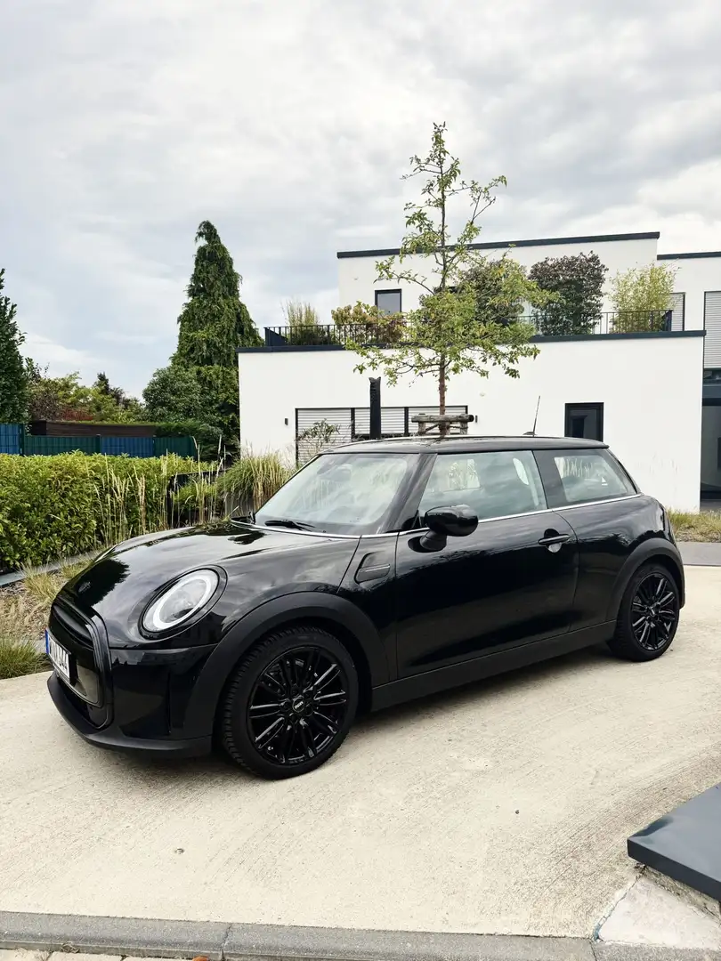 MINI Cooper C Black Line - 2