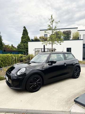 MINI Cooper C Black Line