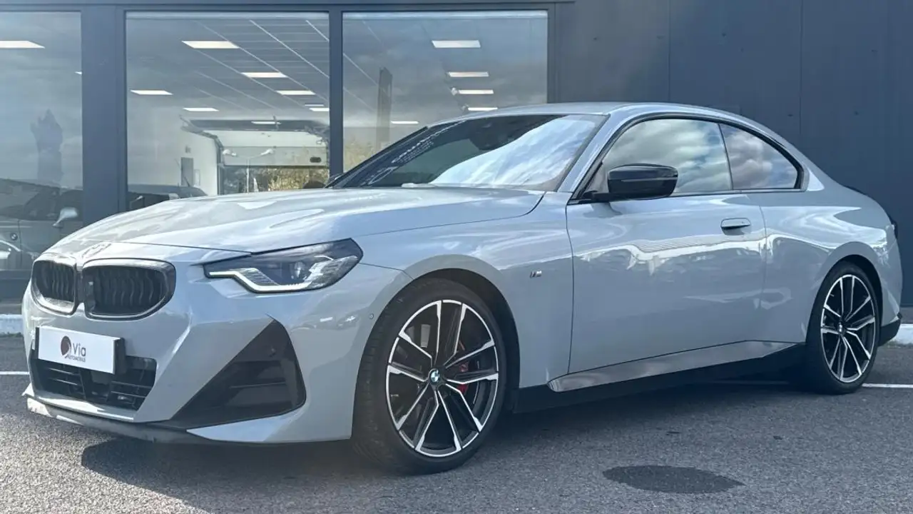 BMW 218