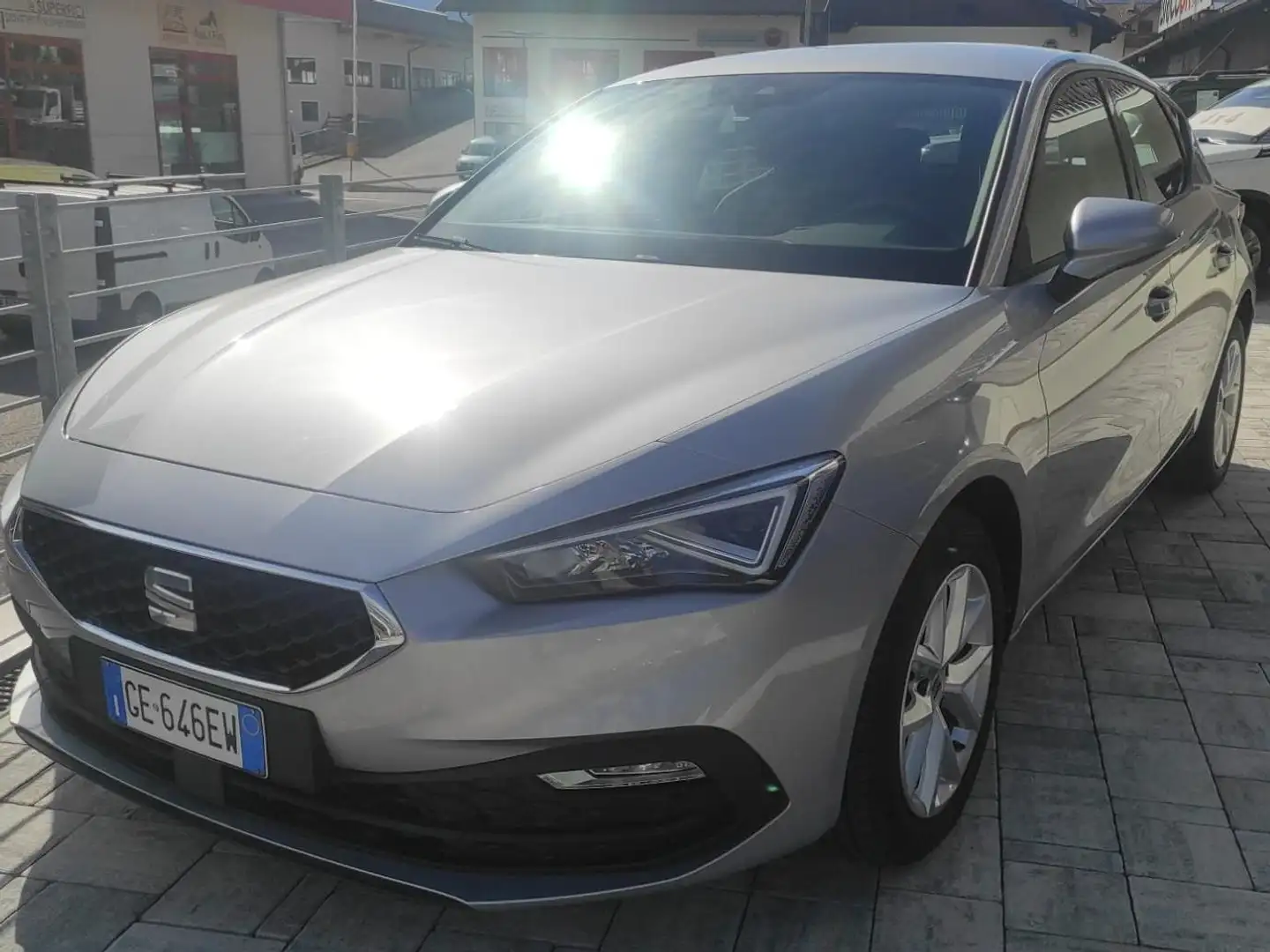 SEAT Leon 2.0 tdi 150cv CAMBIO AUTOMATICO DSG *STUPENDA!* Zilver - 2