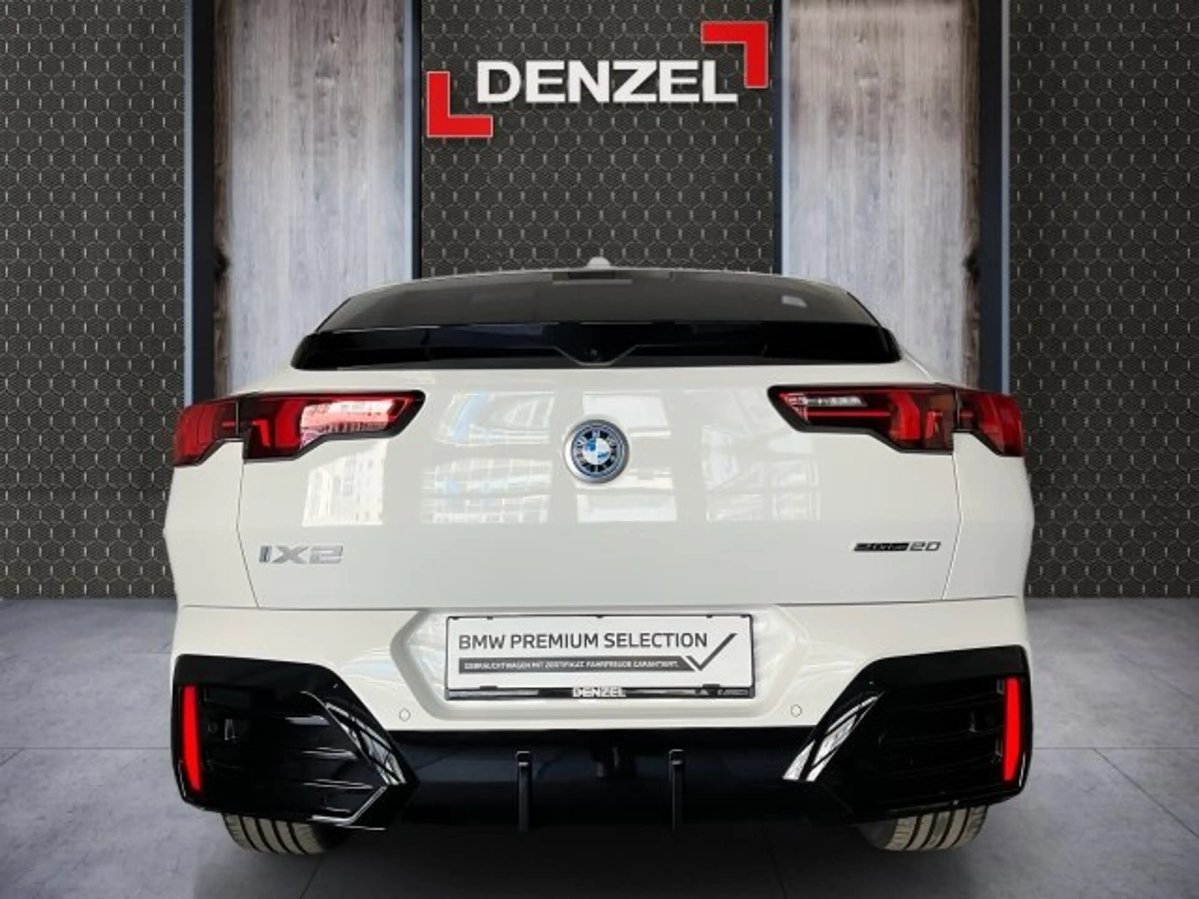 BMW iX2 eDrive20 U10 HB0 — photo 9