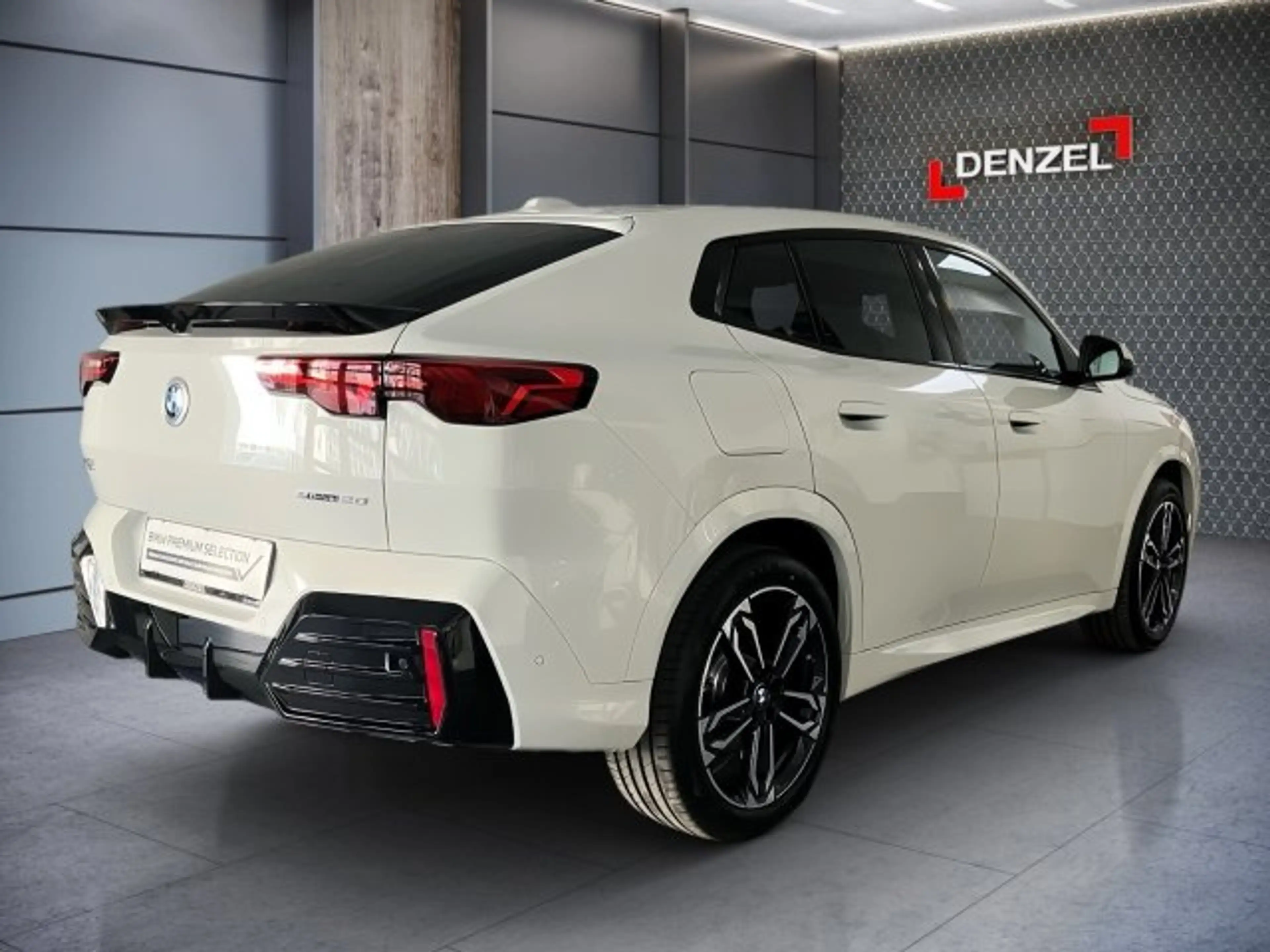 BMW iX2 eDrive20 U10 HB0 — photo 10