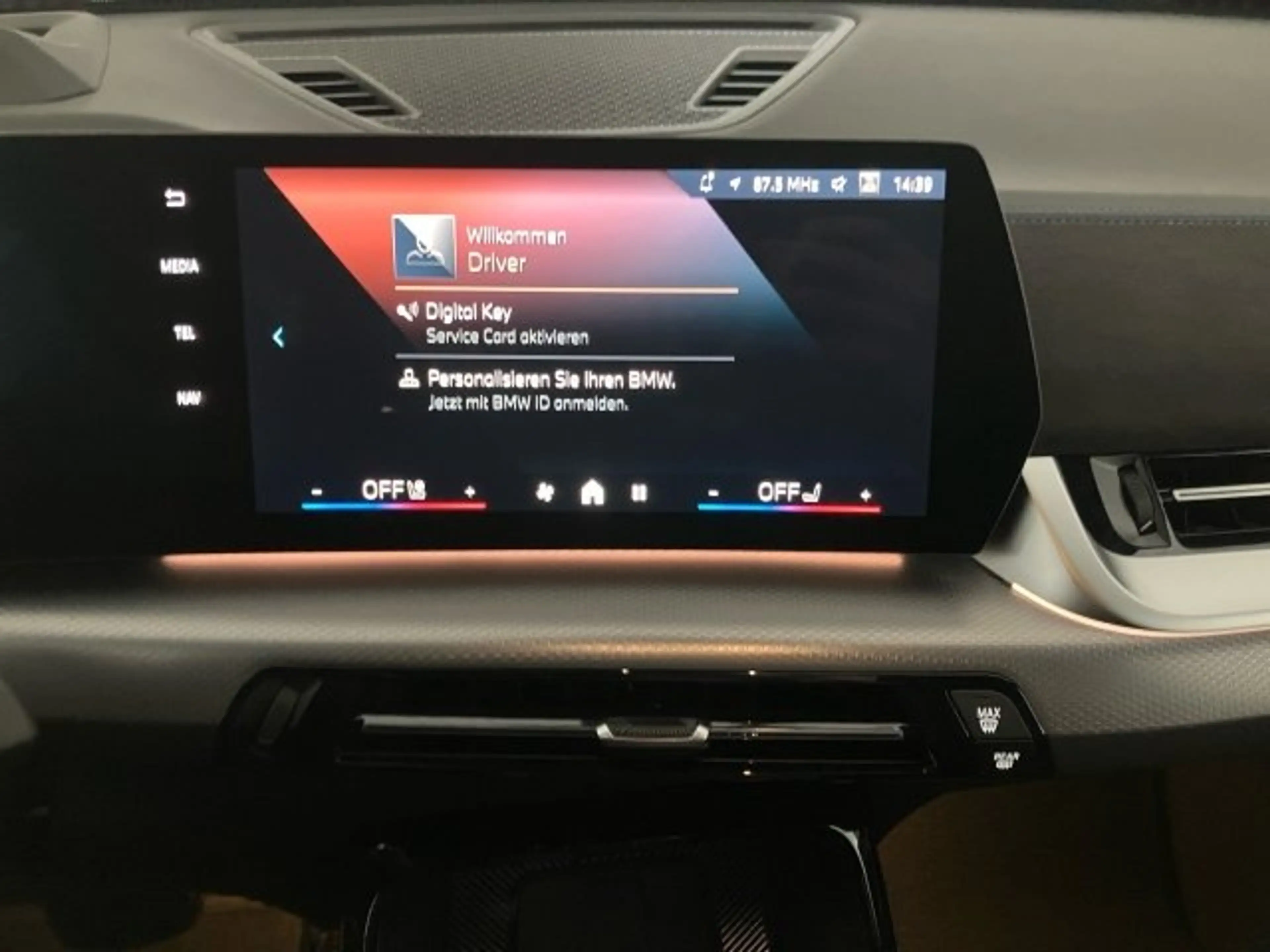 BMW iX2 eDrive20 U10 HB0 — photo 3