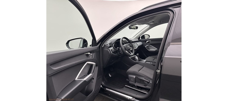 Audi Q3 35 TFSI Adv. TOP EXTRAS SCHNÄPPCHEN -40% — photo 3