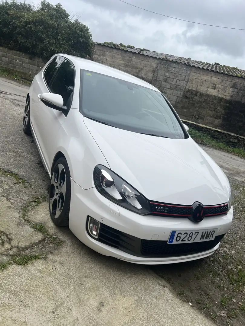 Volkswagen Golf GTI 2.0 TSI - 1