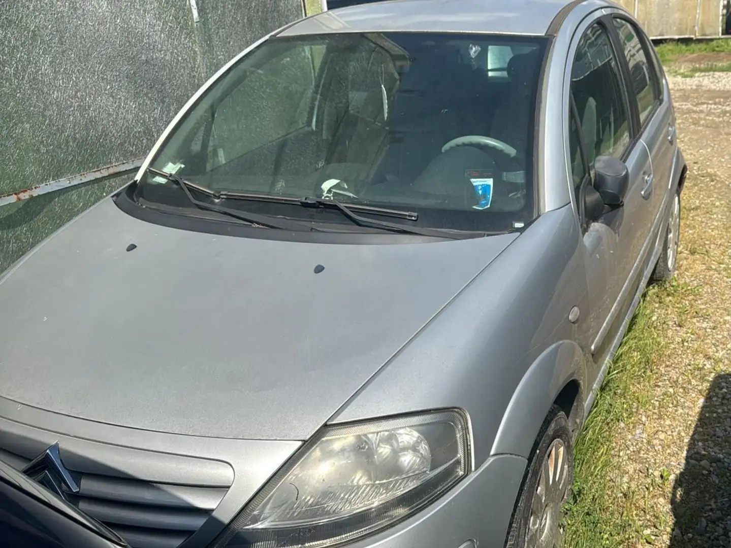 Citroen C3 C3 1.4 Exclusive auto Stříbrná - 1