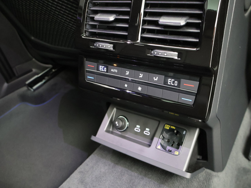 Volkswagen Touareg Touareg R V6 eHybrid 4MOTION 250 kW (340 pk) 8 versnellingen Tiptronic / DEMO — photo 10