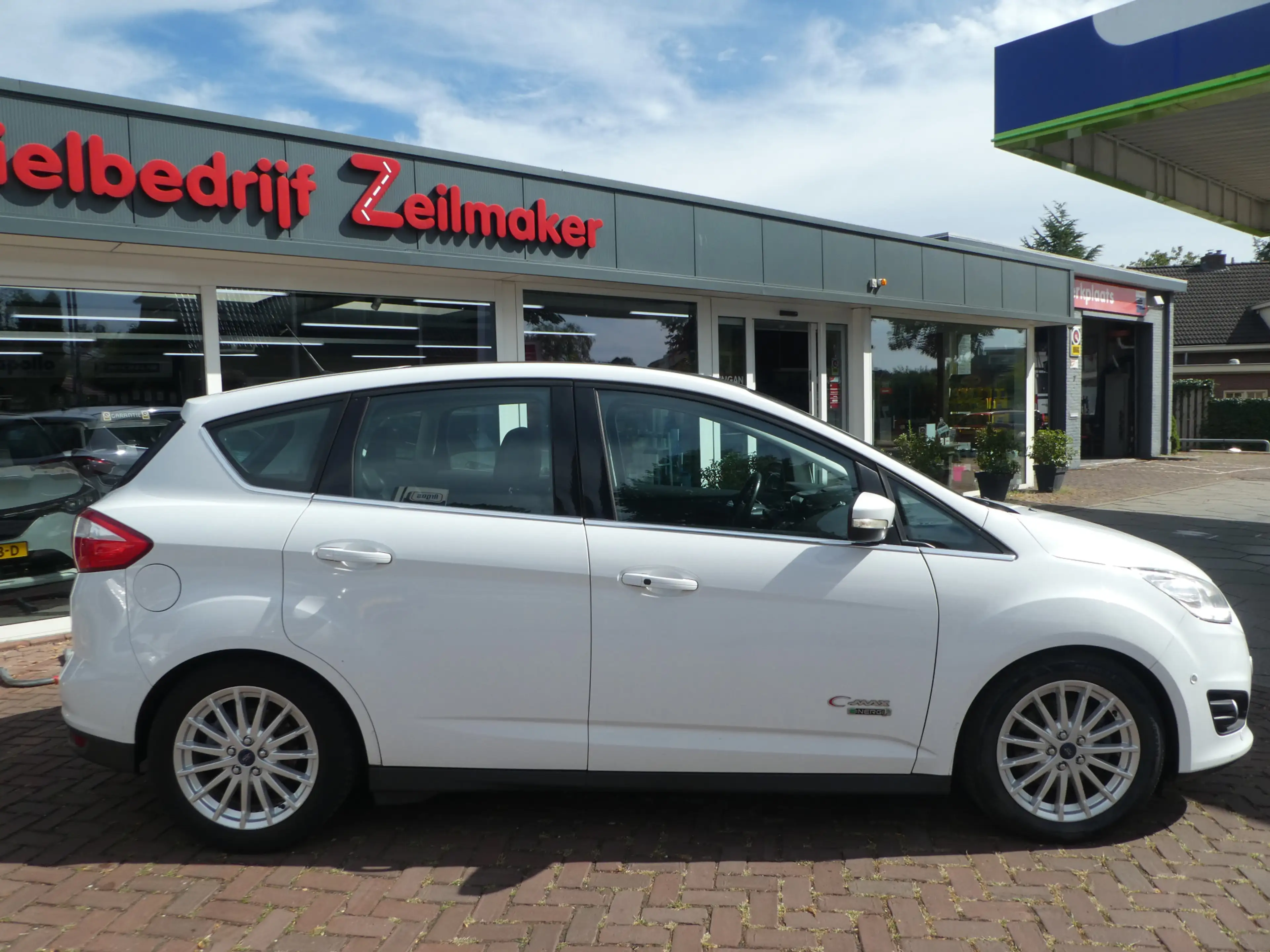 Ford C-Max 2.0 Plug-in Hybrid Titanium Plus Automaat — photo 2