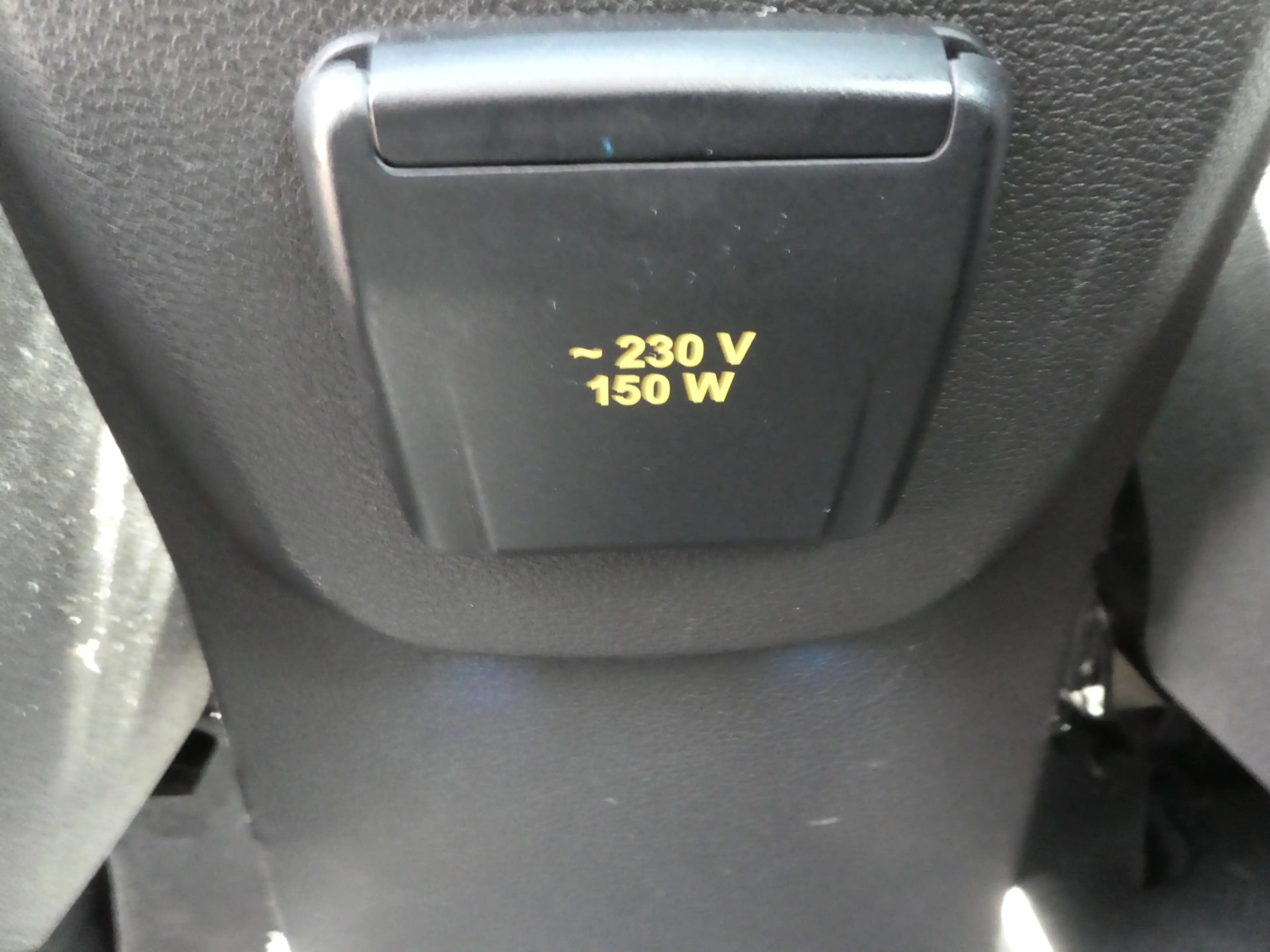 Ford C-Max 2.0 Plug-in Hybrid Titanium Plus Automaat — photo 17