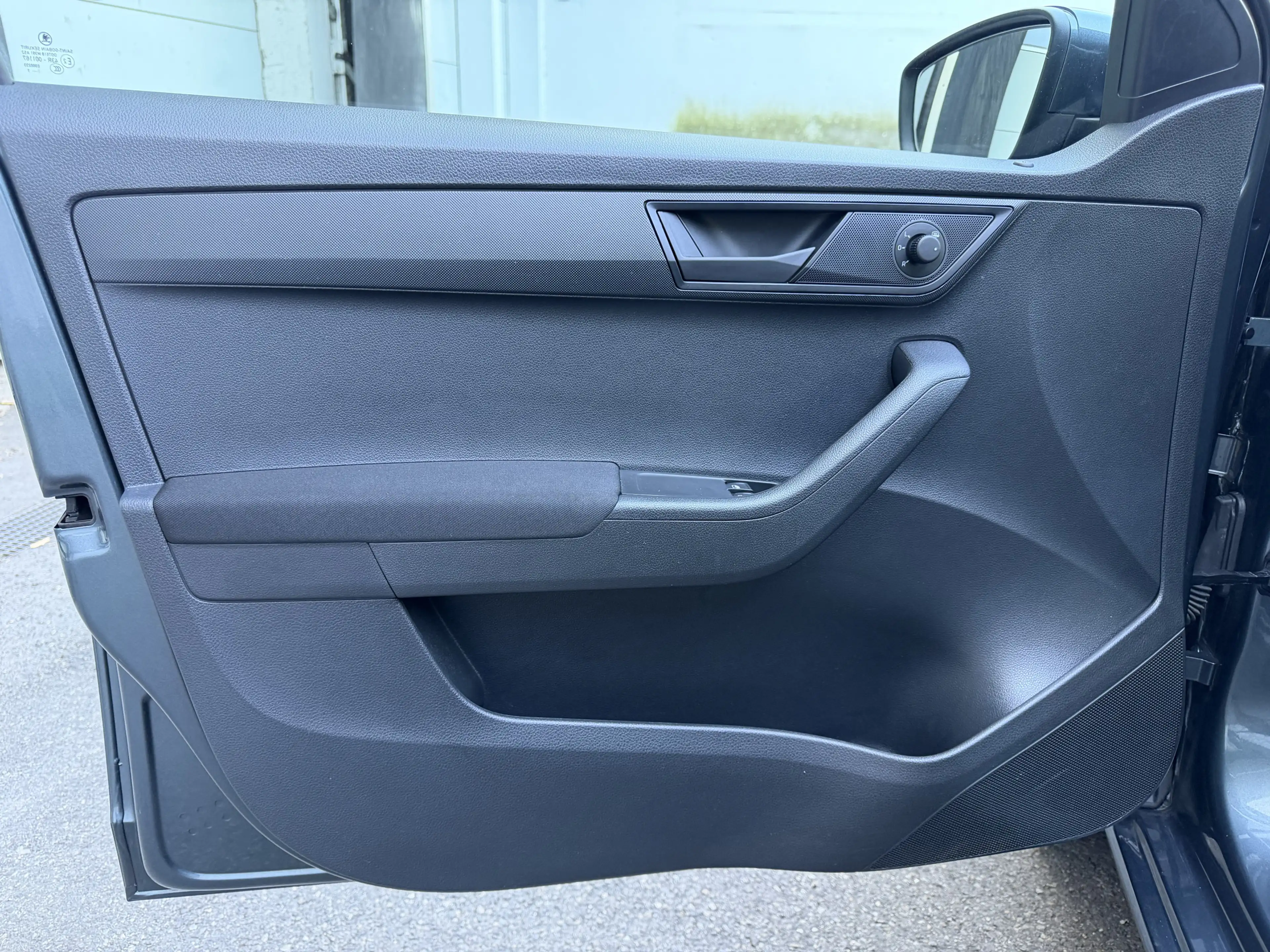 Skoda Fabia Cool Edition Sitzheizung Einparkhilfe Alus — photo 11