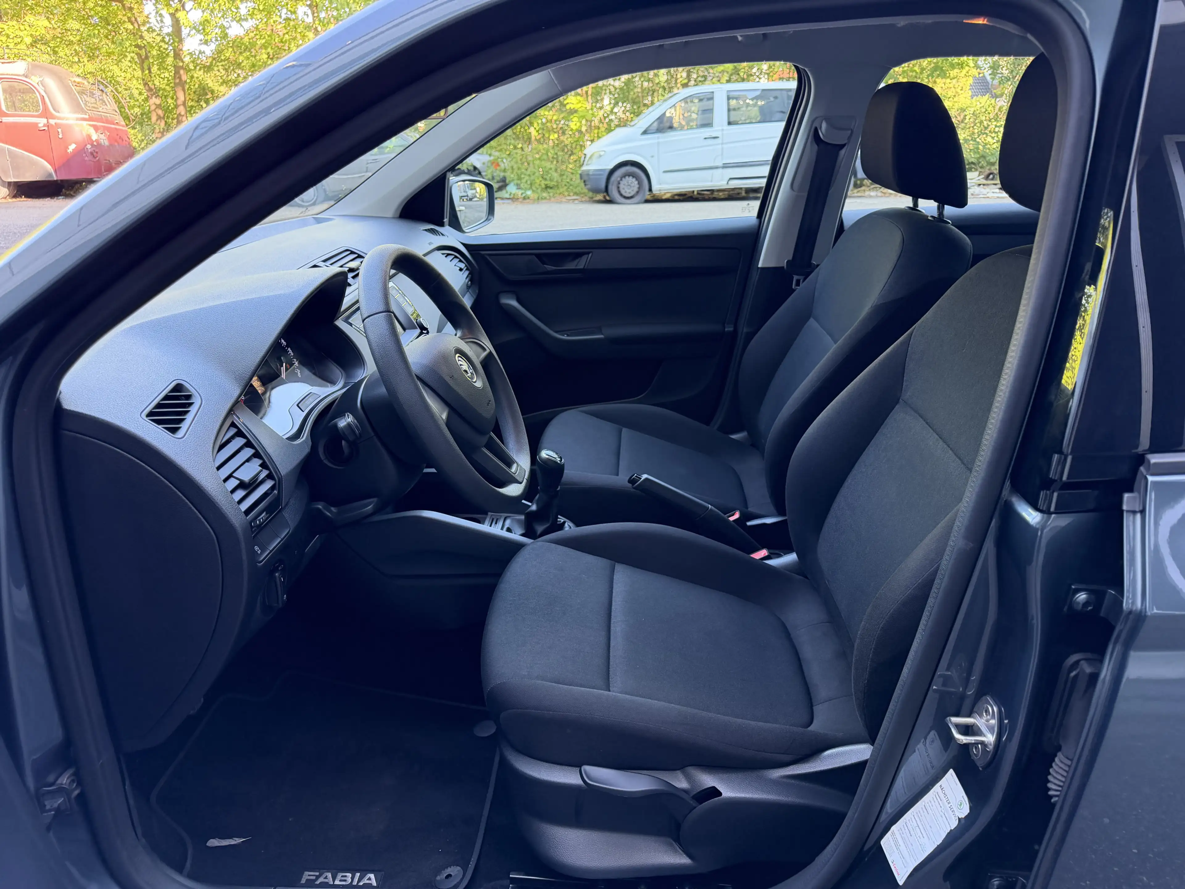 Skoda Fabia Cool Edition Sitzheizung Einparkhilfe Alus — photo 13