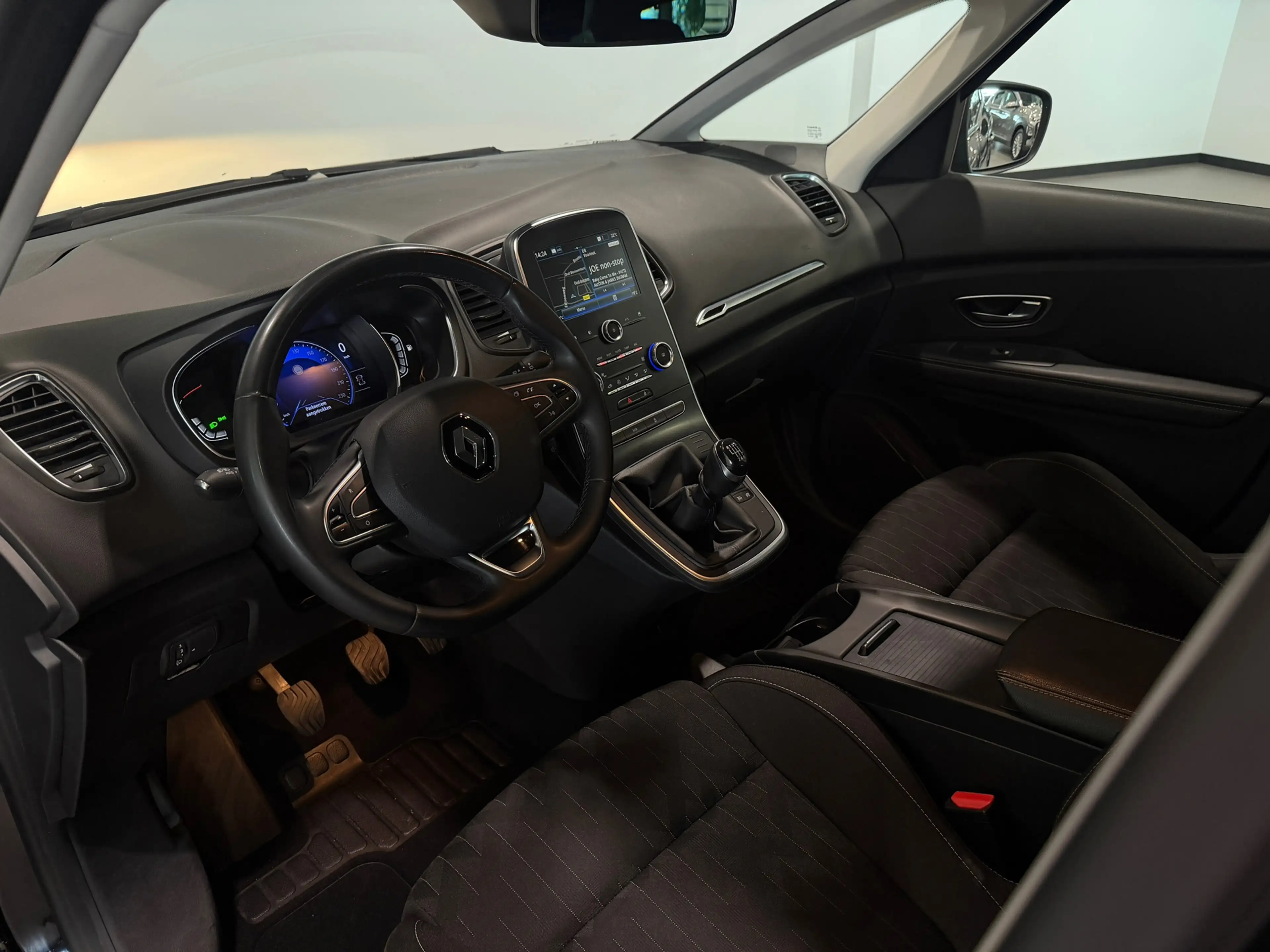 Renault Grand Scenic 1.3 TCe Limited 7p. Keyless|Navigatie|Carplay/Andr — photo 3