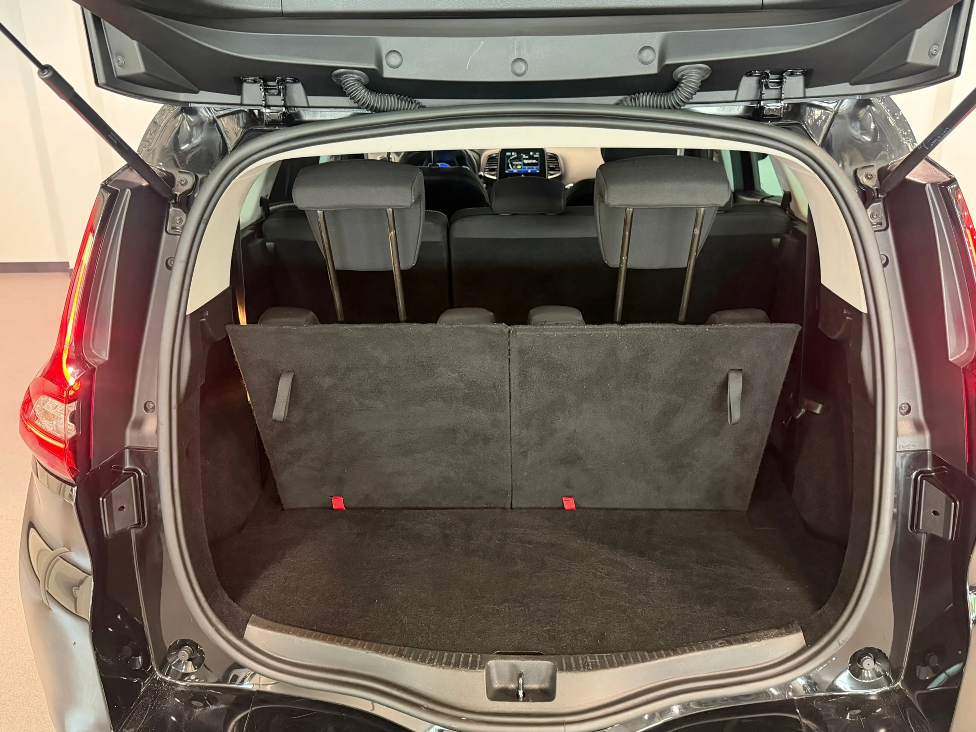 Renault Grand Scenic 1.3 TCe Limited 7p. Keyless|Navigatie|Carplay/Andr — photo 25