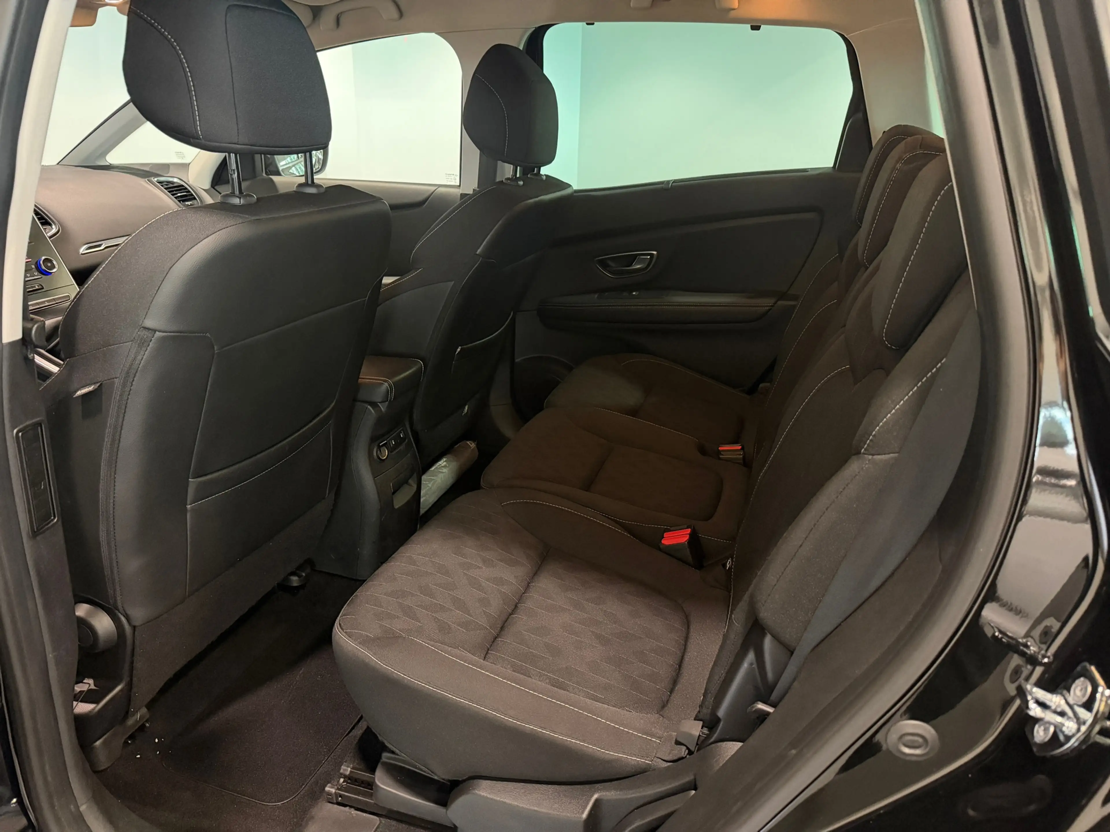 Renault Grand Scenic 1.3 TCe Limited 7p. Keyless|Navigatie|Carplay/Andr — photo 4