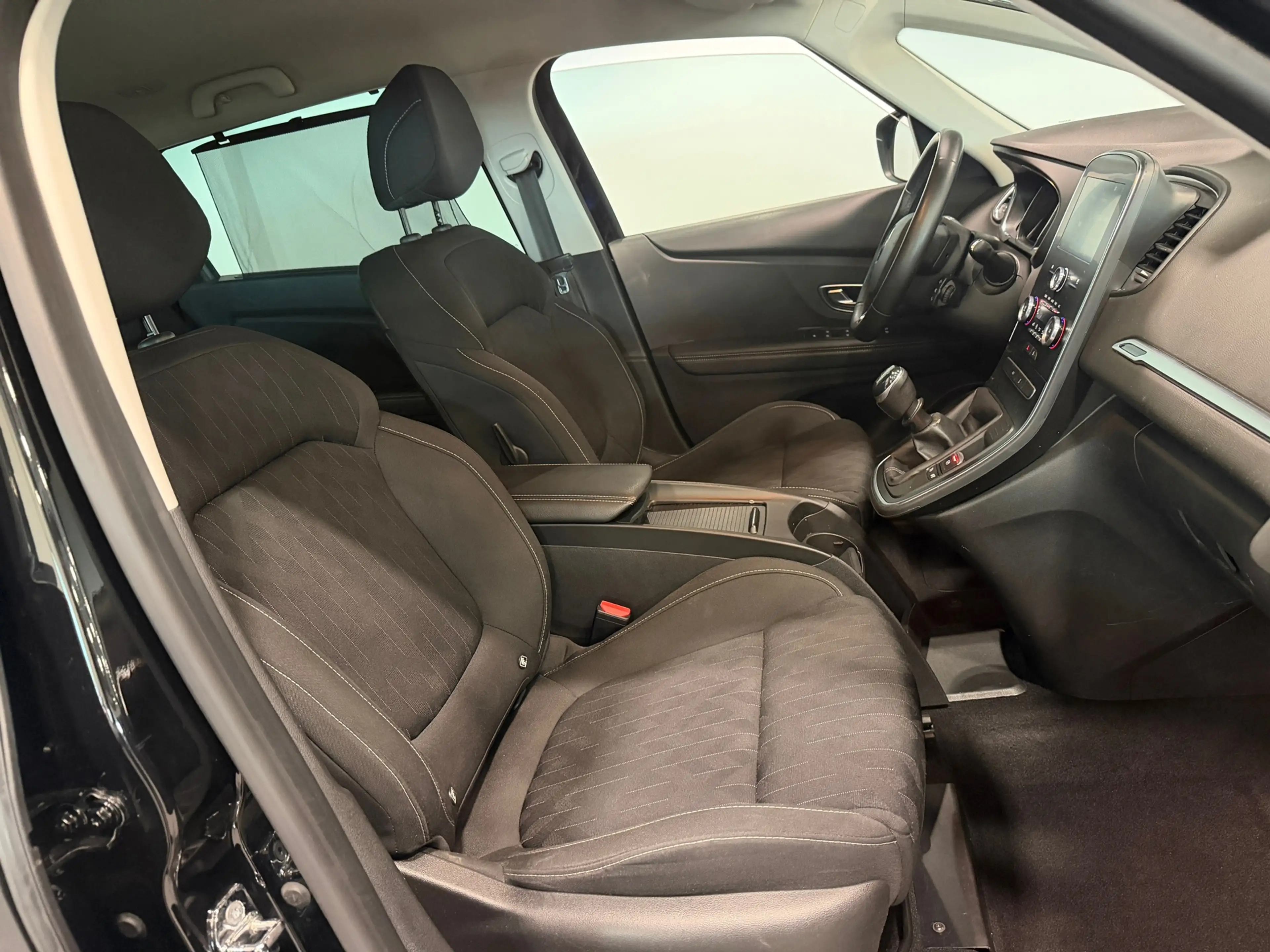 Renault Grand Scenic 1.3 TCe Limited 7p. Keyless|Navigatie|Carplay/Andr — photo 9
