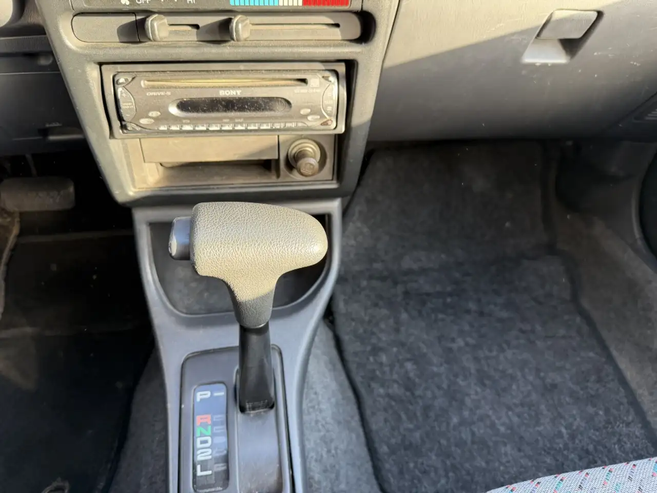 Toyota Starlet 1.3i, foto 12