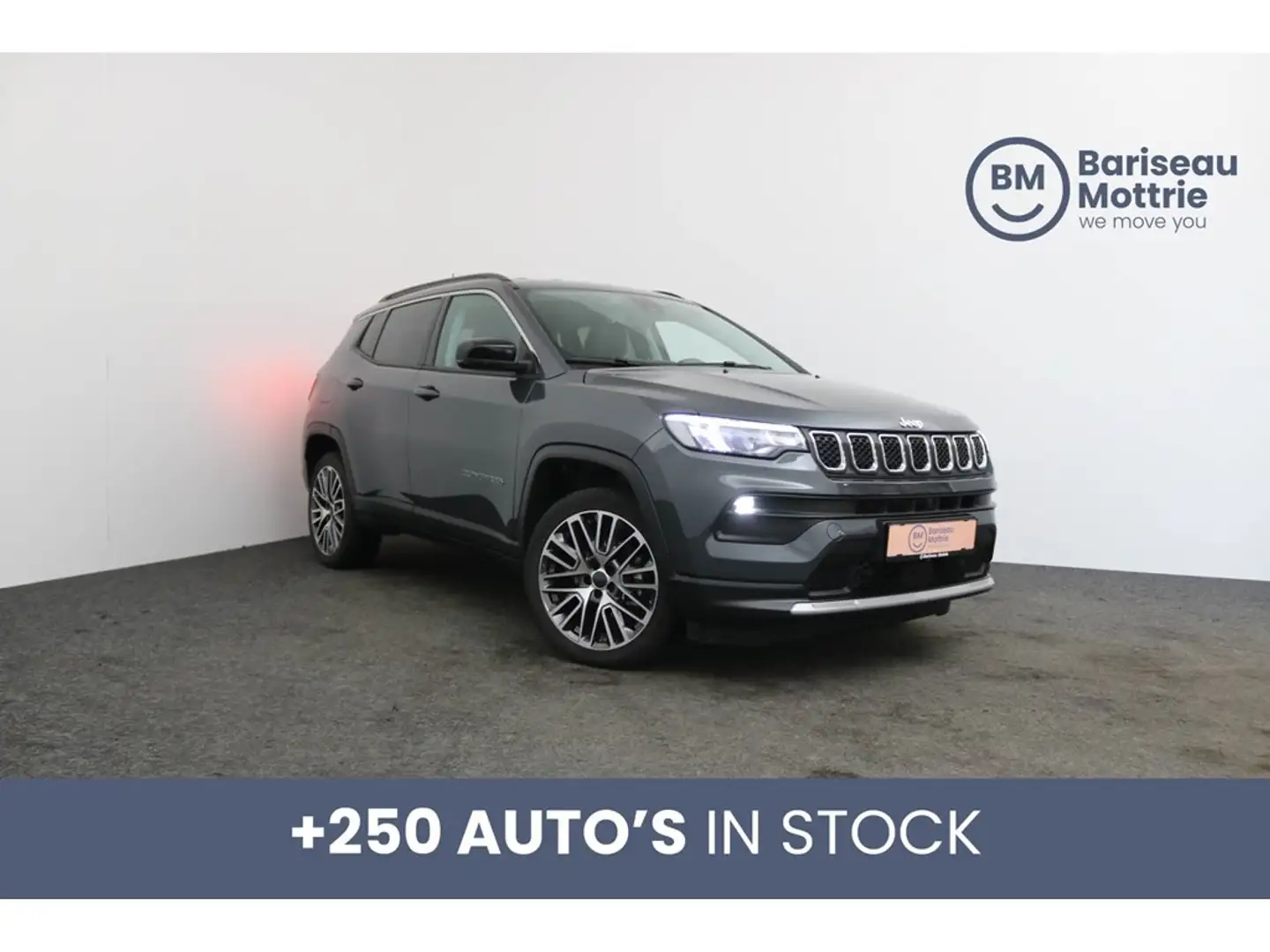 Jeep Compass LIMITED ALTITUDE AUTOMAAT*DAB*CAMERA*CAPLAY*GPS*WI Grijs - 1