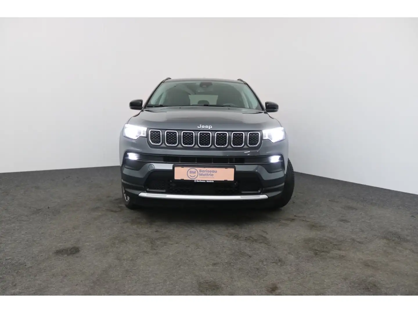 Jeep Compass LIMITED ALTITUDE AUTOMAAT*DAB*CAMERA*CAPLAY*GPS*WI Grijs - 2