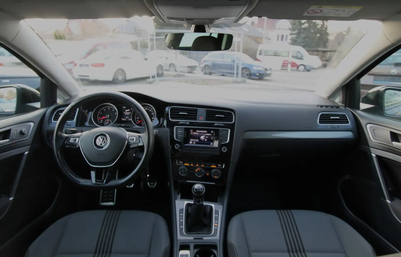 Volkswagen Golf VII Allstar TSI Allwett Sitzheiz Touch Aluf Negro - 2