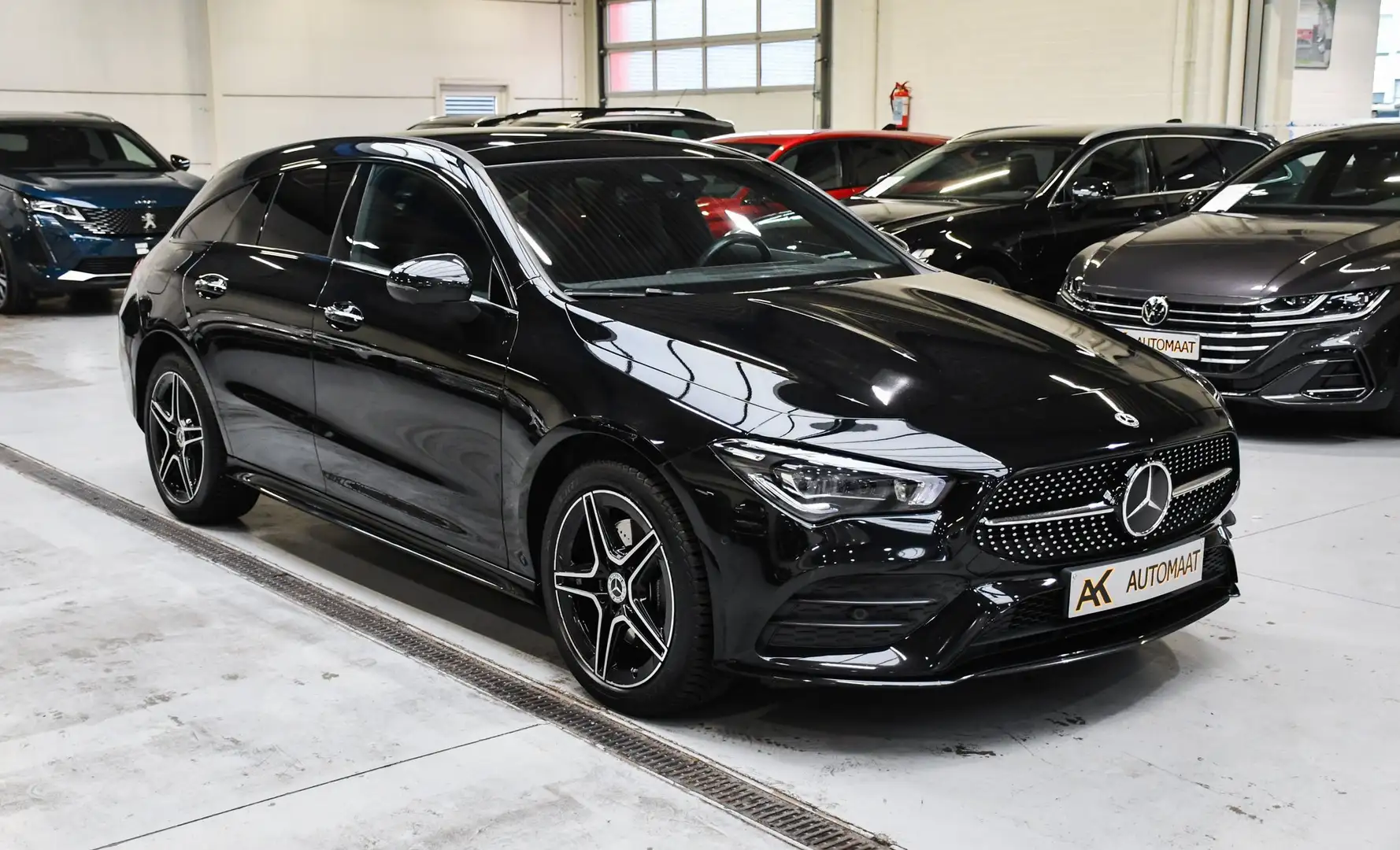 Mercedes-Benz CLA 250 CLA 250 e Shooting Brake 8G-DCT AMG Line PHEV Noir - 2