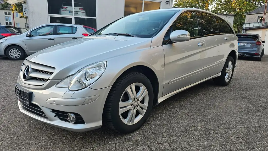 Mercedes-Benz R 320 2008 из Европы — купить под ключ