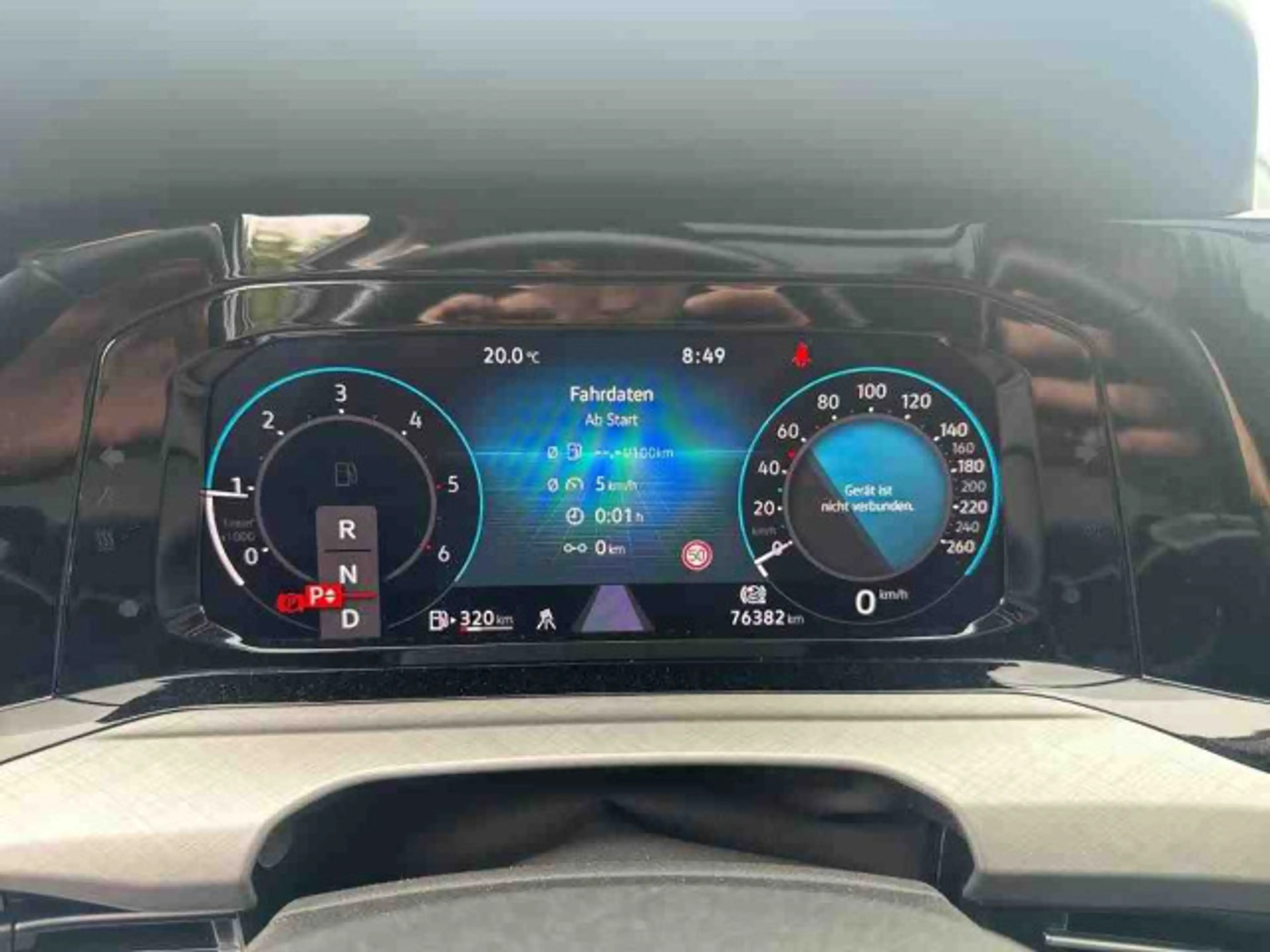 Volkswagen Golf Variant Life 2.0TDI Navi PANO HUD RFK SHZ — photo 6