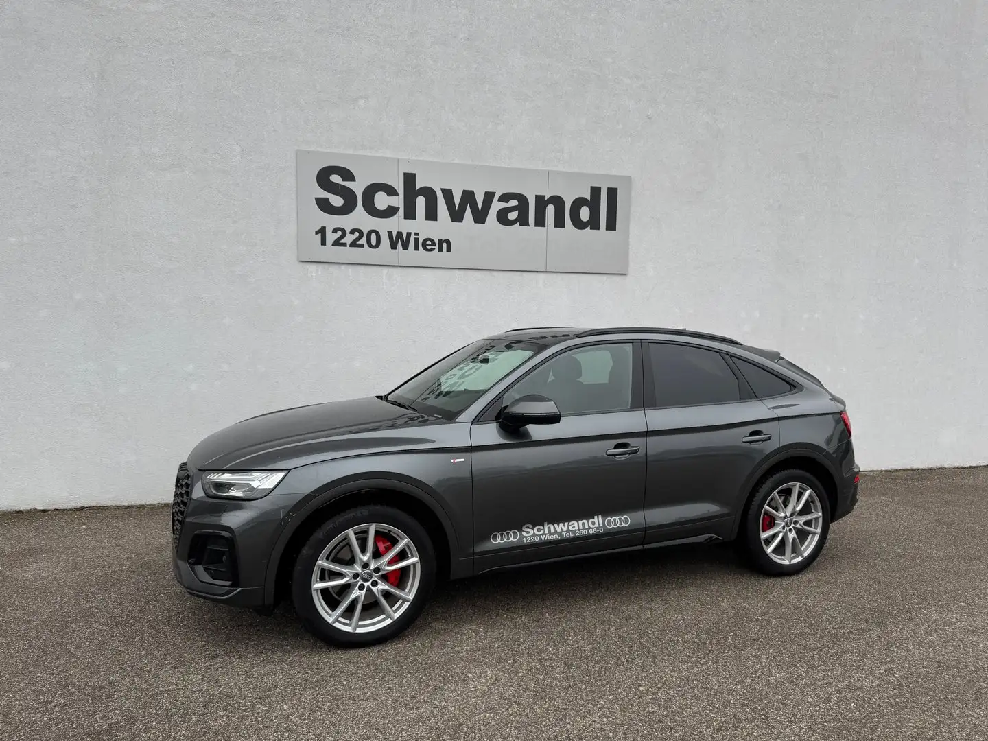 Audi Q5 40 TDI quattro admired Grau - 2