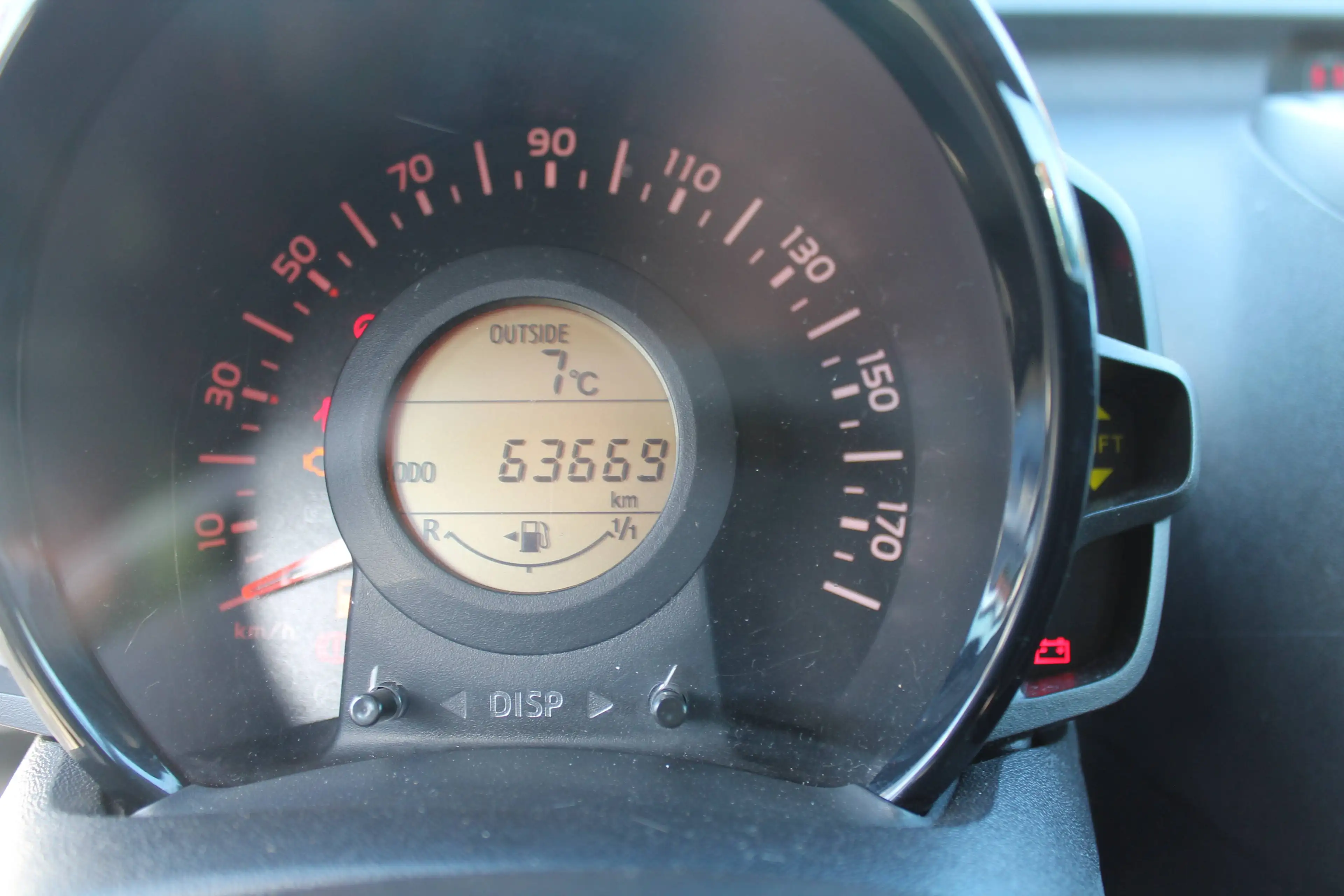 Citroen C1 C1 1.0 VTi Live — photo 12