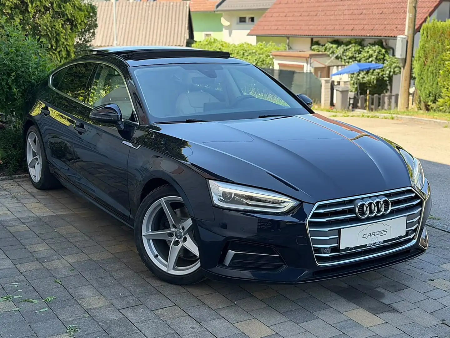 Audi A5 SB sport 2,0 TDI S-tronic Blau - 1