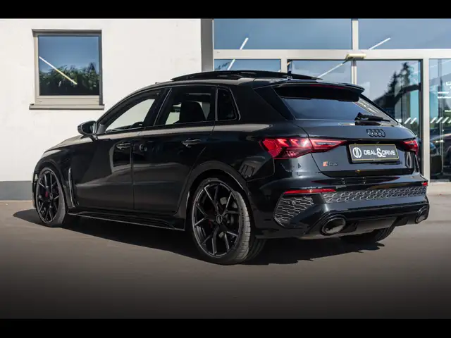 Audi RS3 view 3