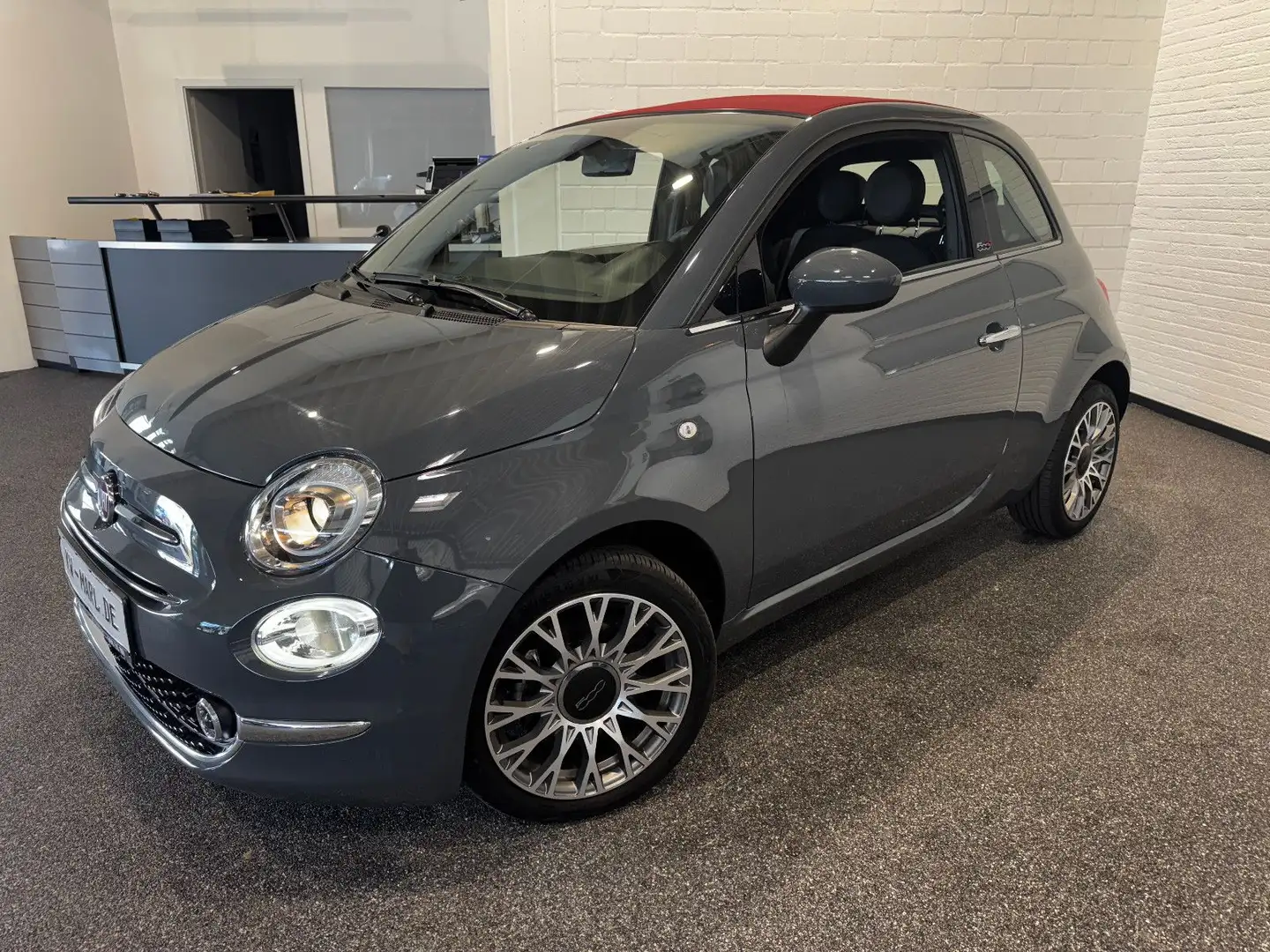 Fiat 500C STAR AUTOM.NAVI KLIMAAUTO PDC TEILLEDER Grau - 2