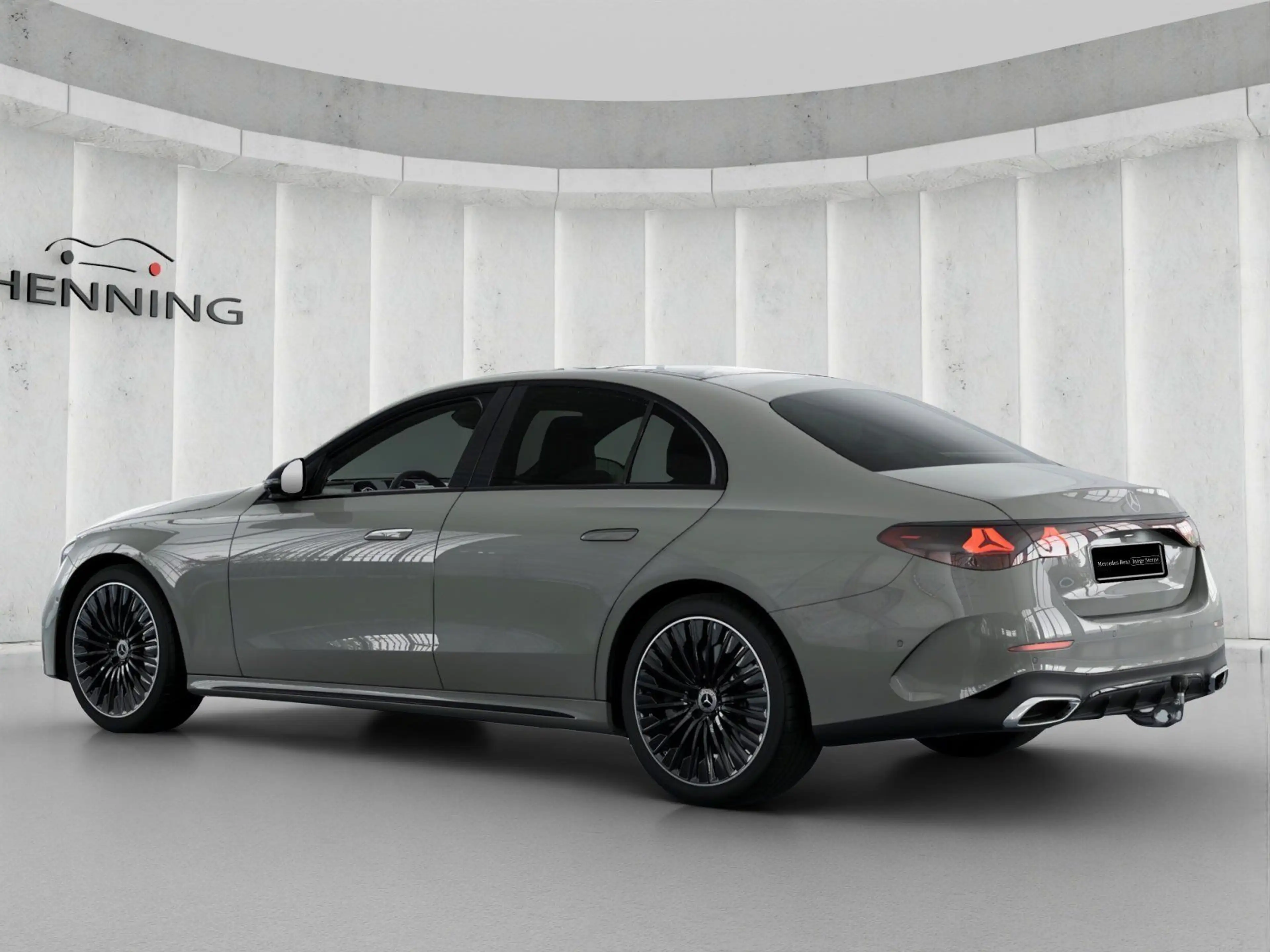 Mercedes-Benz E 450 d AMG Prem Night Super Pano Burm HUD Sthz — photo 2