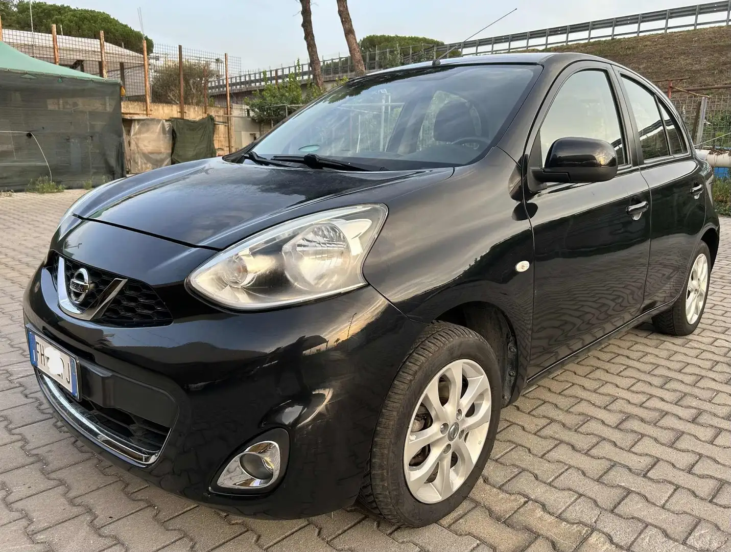 Nissan Micra Micra 1.2 Acenta Gpl di serie E6 Negro - 1