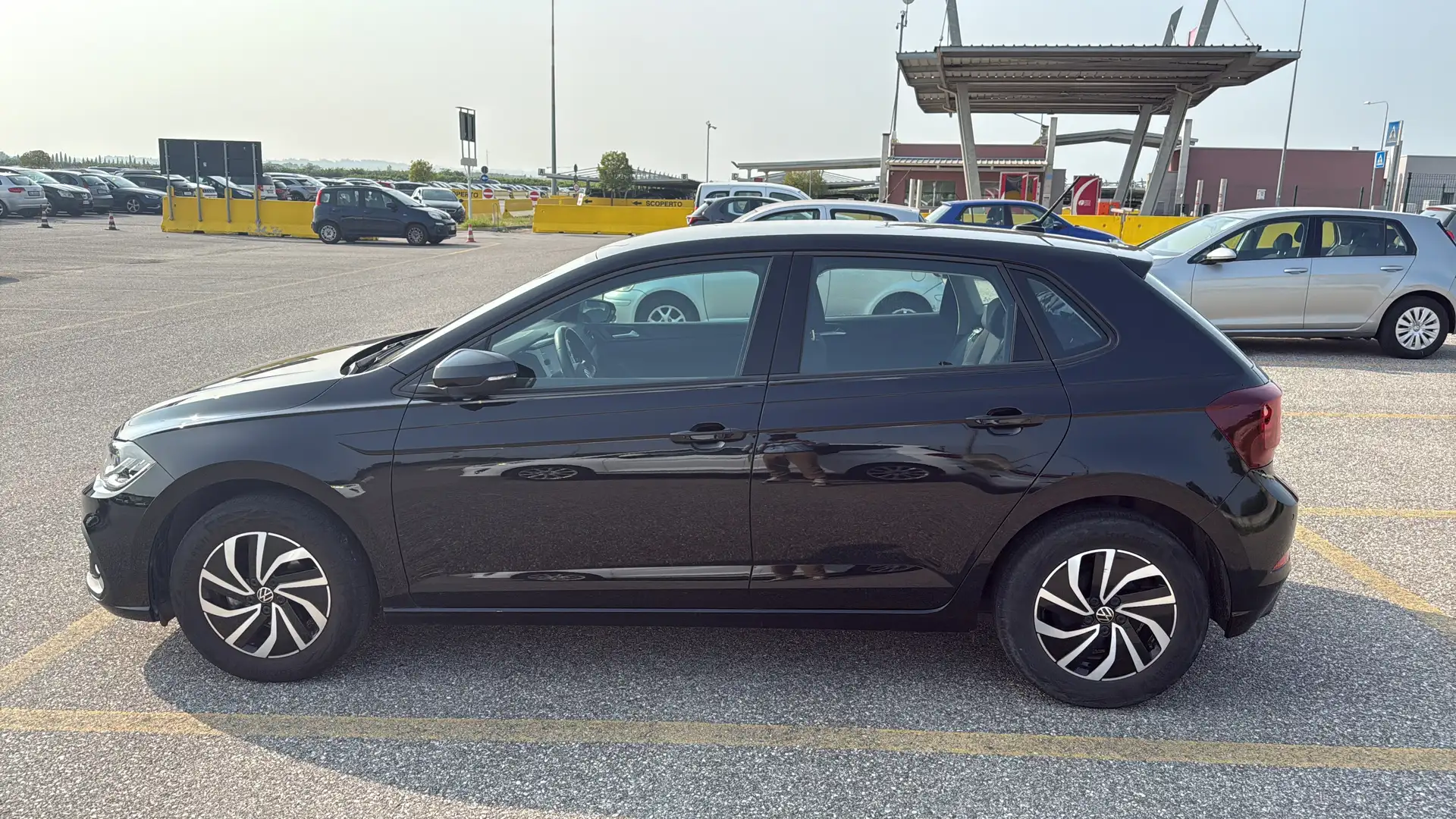 Volkswagen Polo Plus Life 1.0 TSI 95 CV Nero - 2