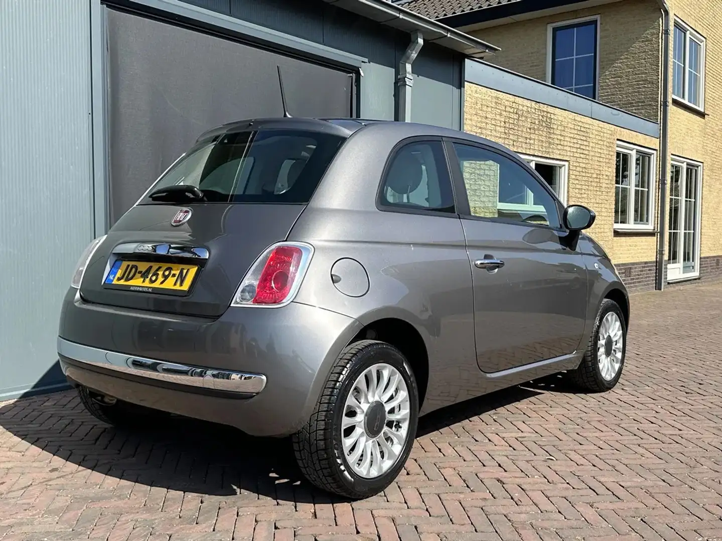 Fiat 500 1.2 Lounge Lmv Panoramadak Airco Grigio - 2