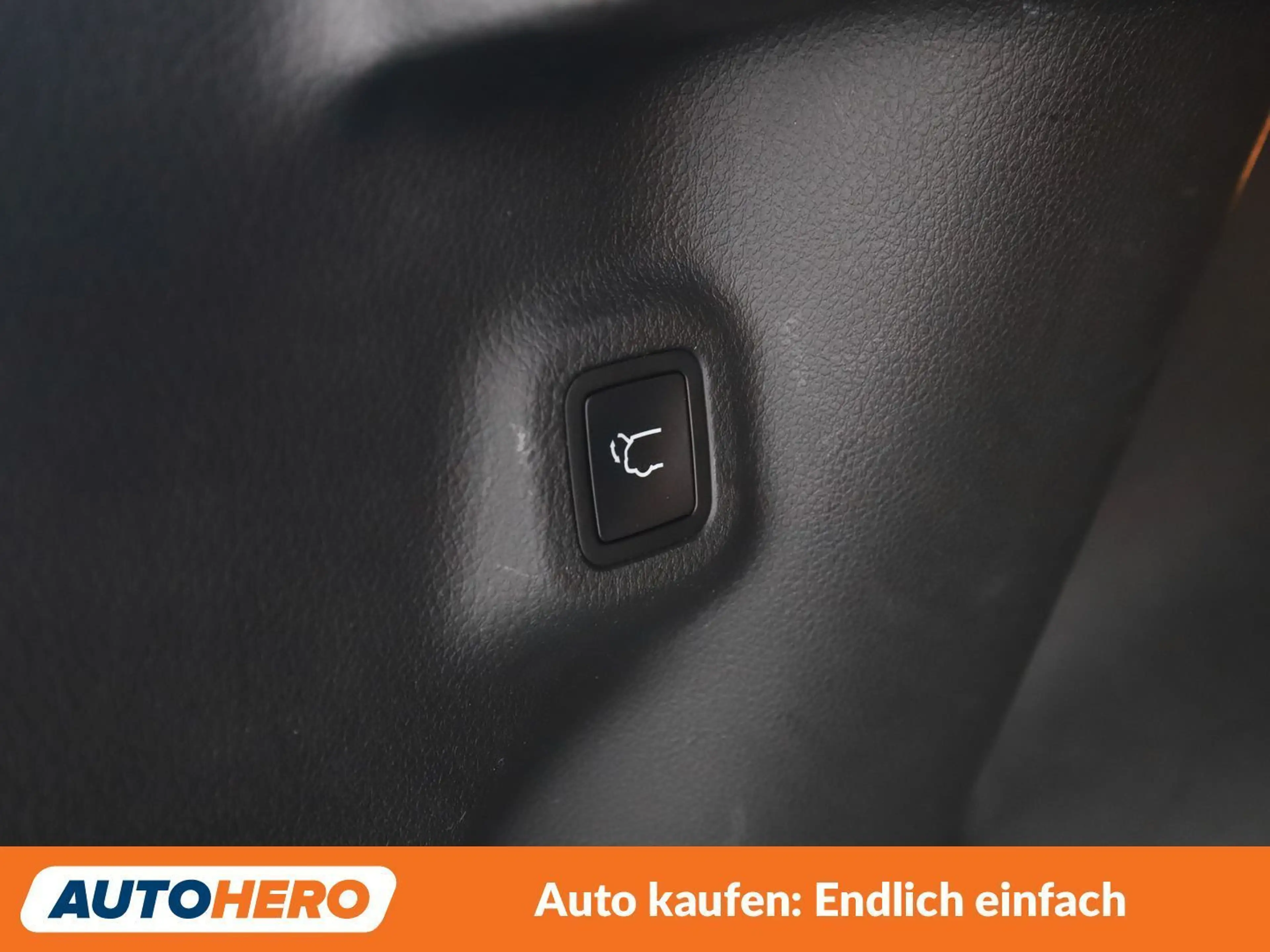 Jeep Compass 1.3 T4 4xe Plug-in Hybrid S — photo 33