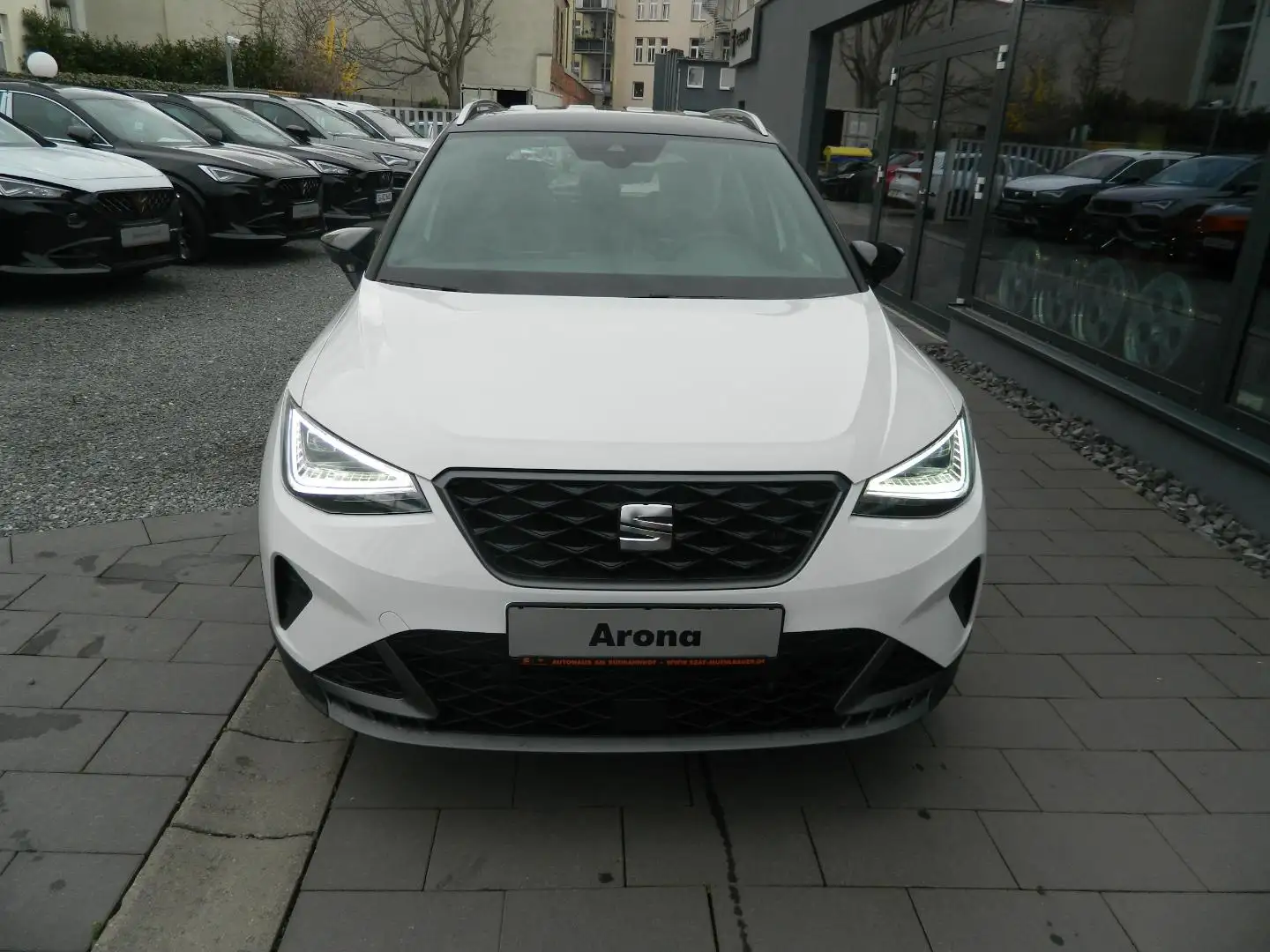 SEAT Arona FR 1.0 TSI DSG Fahrassist XL/VollLED/Sitzheiz/Navi Blanc - 2