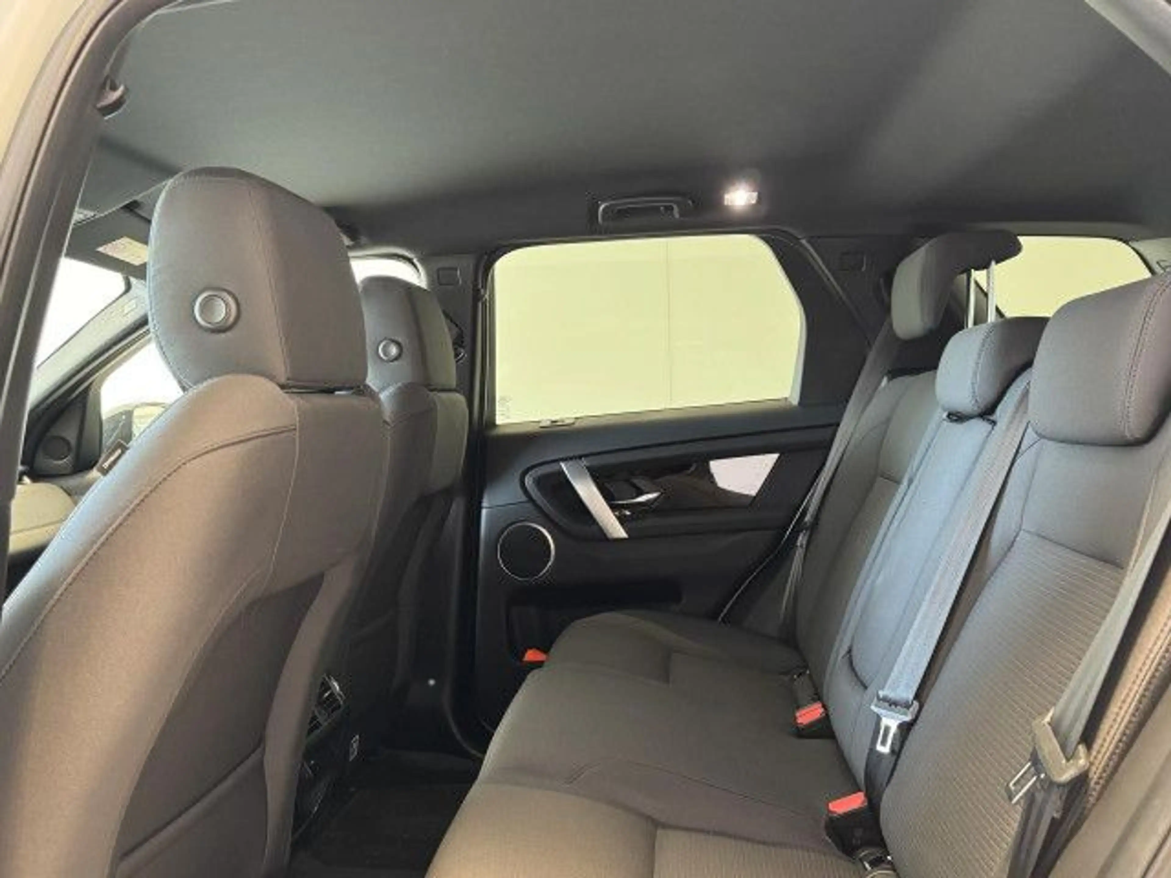 Land Rover Discovery Sport D165 AWD Pivi-Pro Winter Paket LED — photo 5