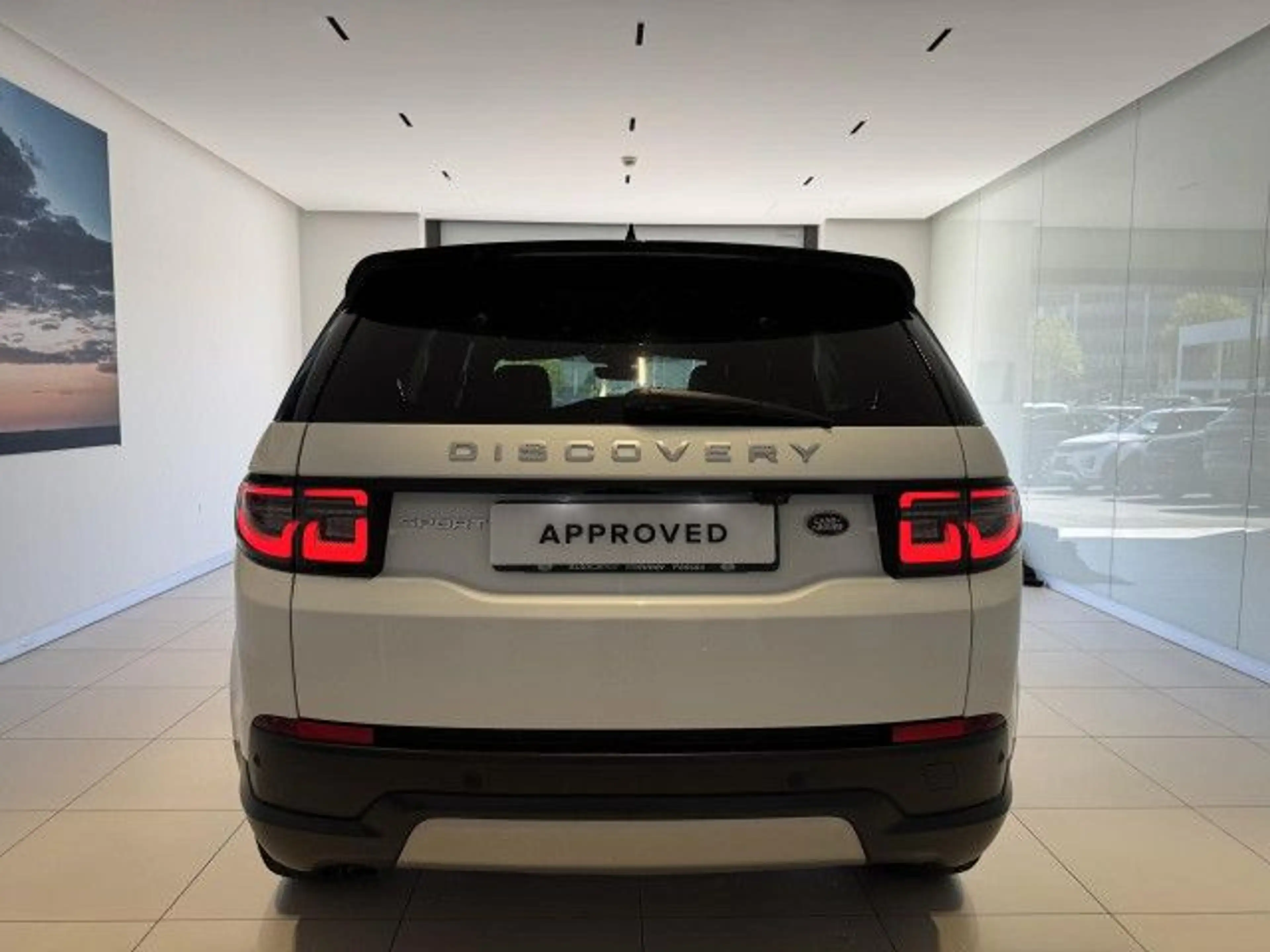 Land Rover Discovery Sport D165 AWD Pivi-Pro Winter Paket LED — photo 6