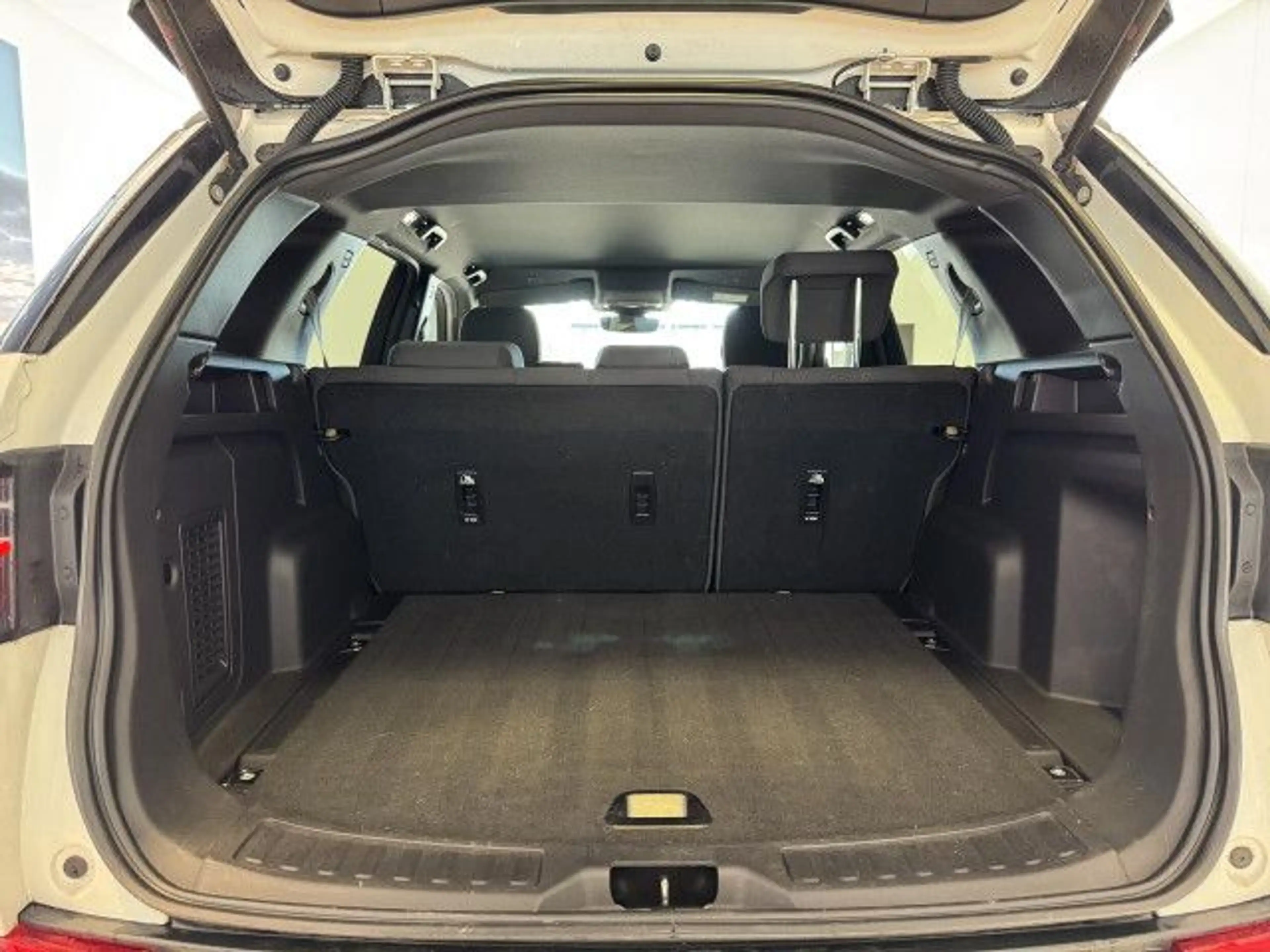 Land Rover Discovery Sport D165 AWD Pivi-Pro Winter Paket LED — photo 10