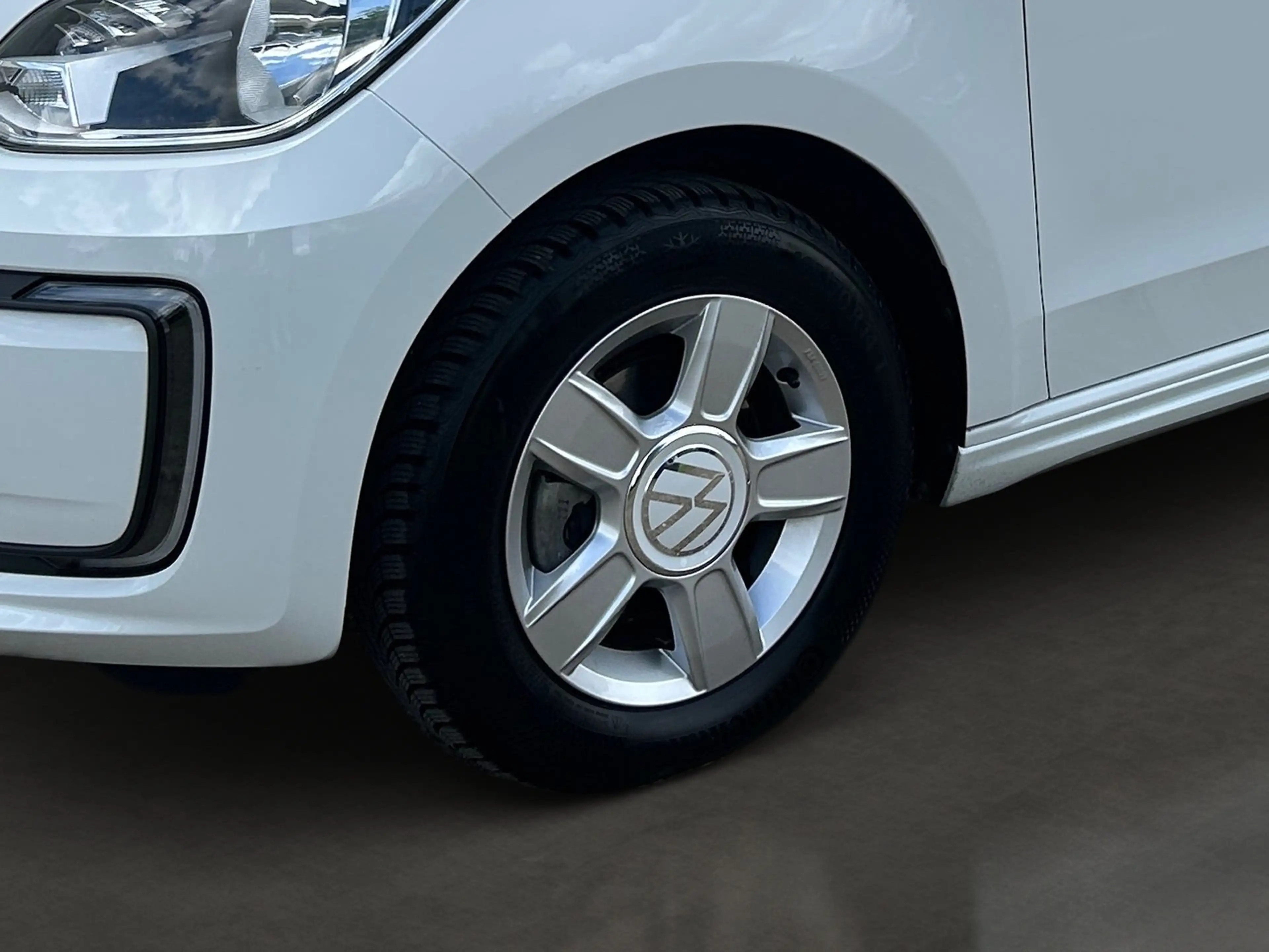 Volkswagen e-up! Edition *KAMERA*SITZHZG*TEMPOMAT*BLUETOOTH* — photo 9
