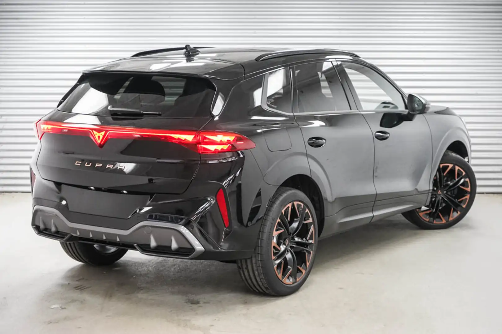 CUPRA Terramar 2,0 TSI DSG 4x4 VZ - LAGER Schwarz - 2