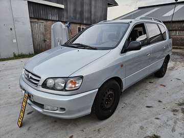 Toyota Picnic 2.0/Benzine/Manual/2001/6 Seater