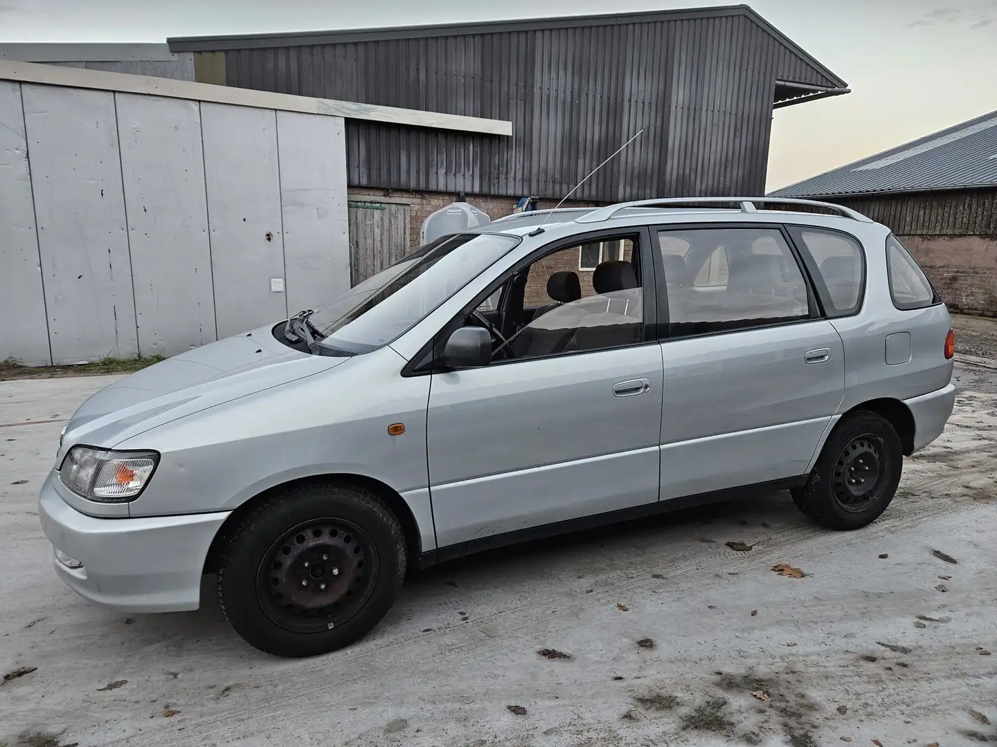 Toyota Picnic Toyota Picnic 2.0/Benzine/Manual/2001/6 Seater - 2